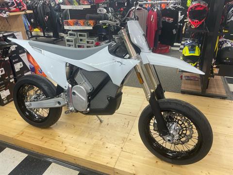 2026 Stark VARG SM Alpha 80 hp