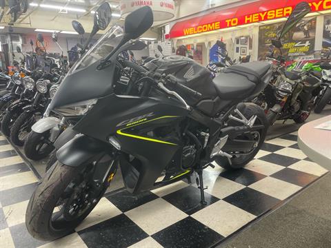 2026 Honda CBR650R E-Clutch