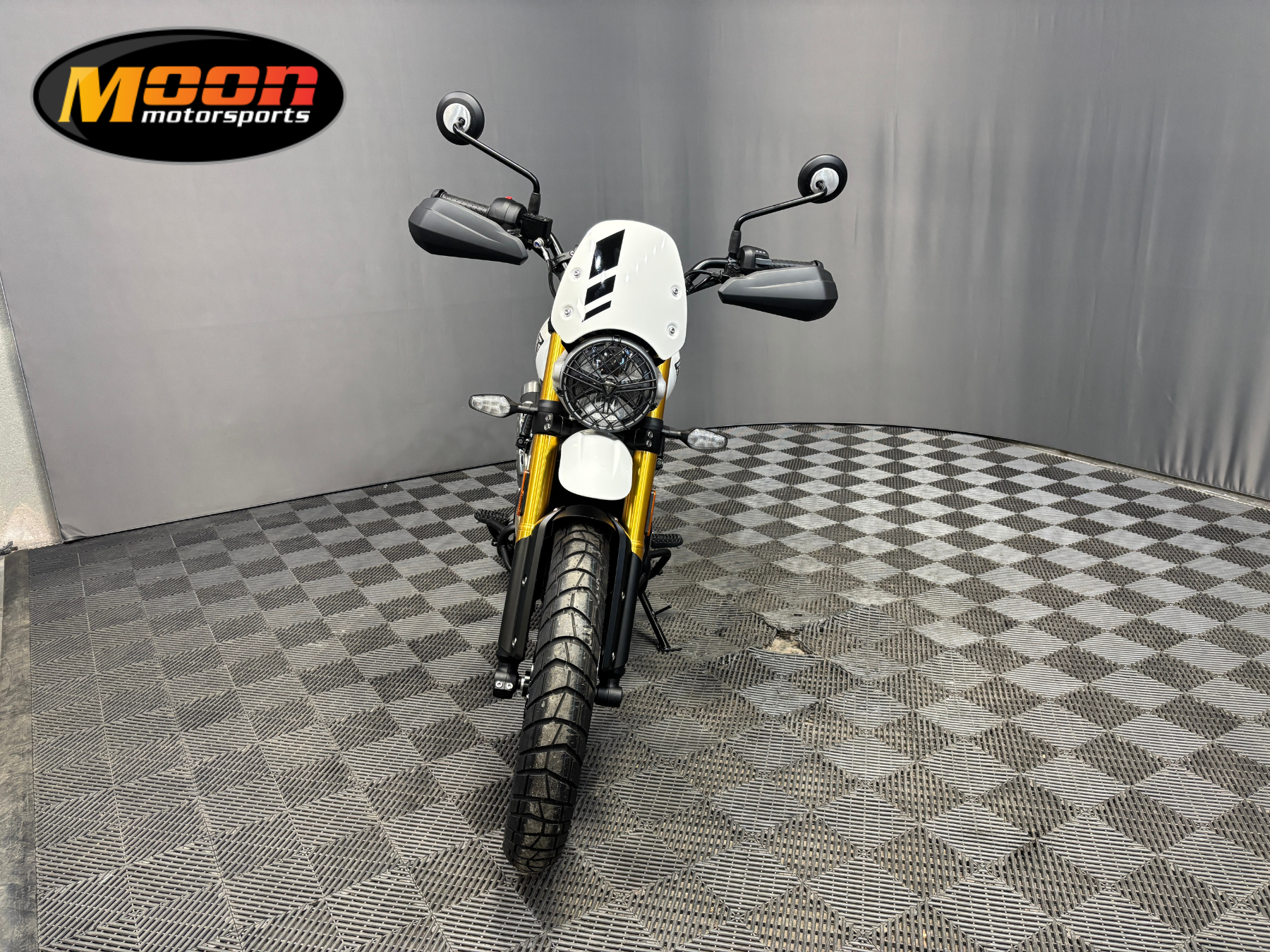 2026 Triumph Scrambler 400 XC 3