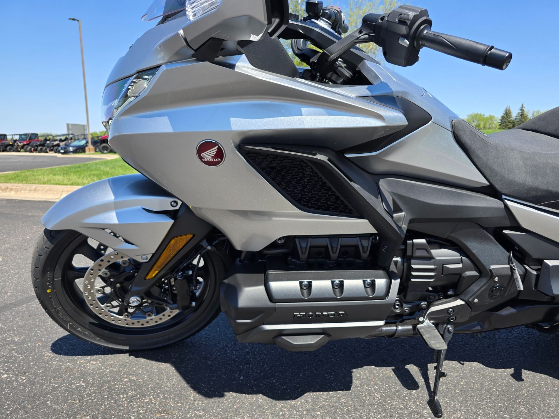 2025 Honda Gold Wing Tour Automatic DCT 11