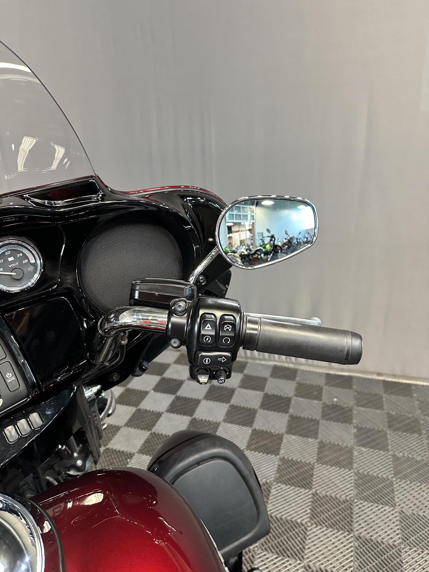 2015 Harley-Davidson Ultra Limited 12