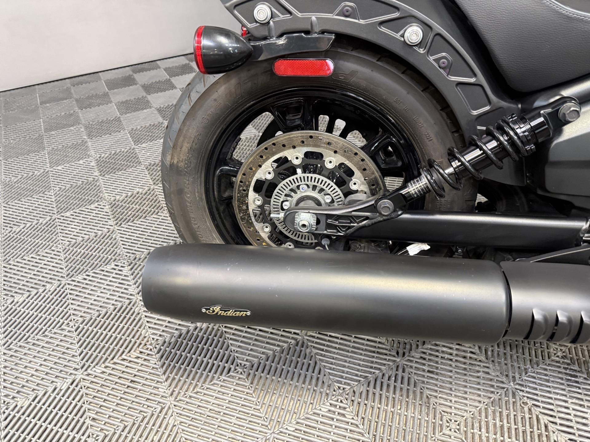 2025  Scout® Sixty Bobber 4