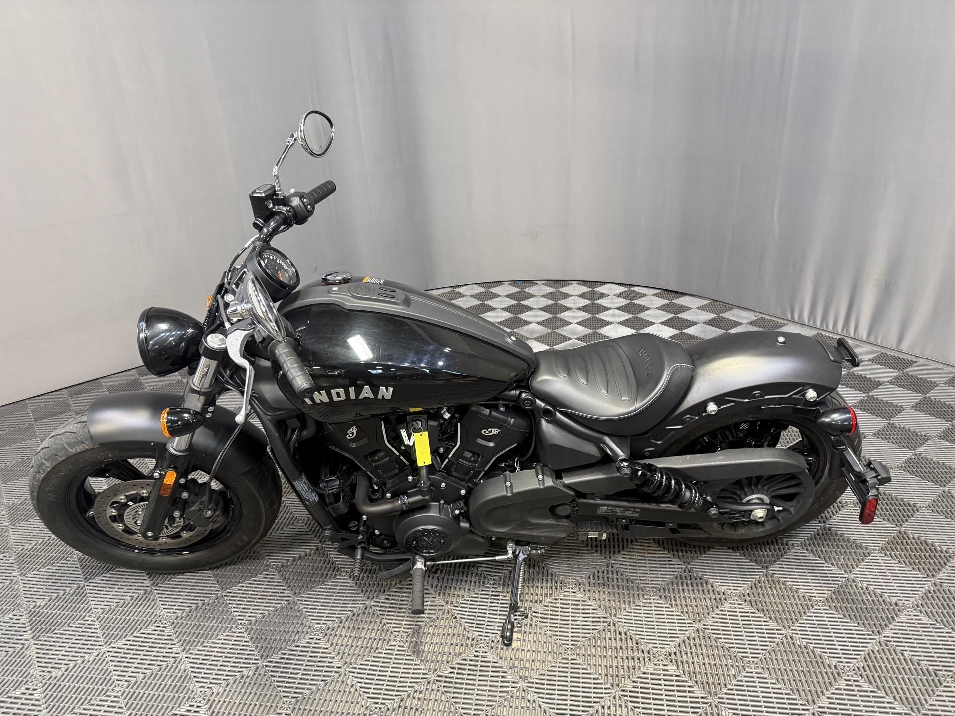 2025  Scout® Sixty Bobber 6