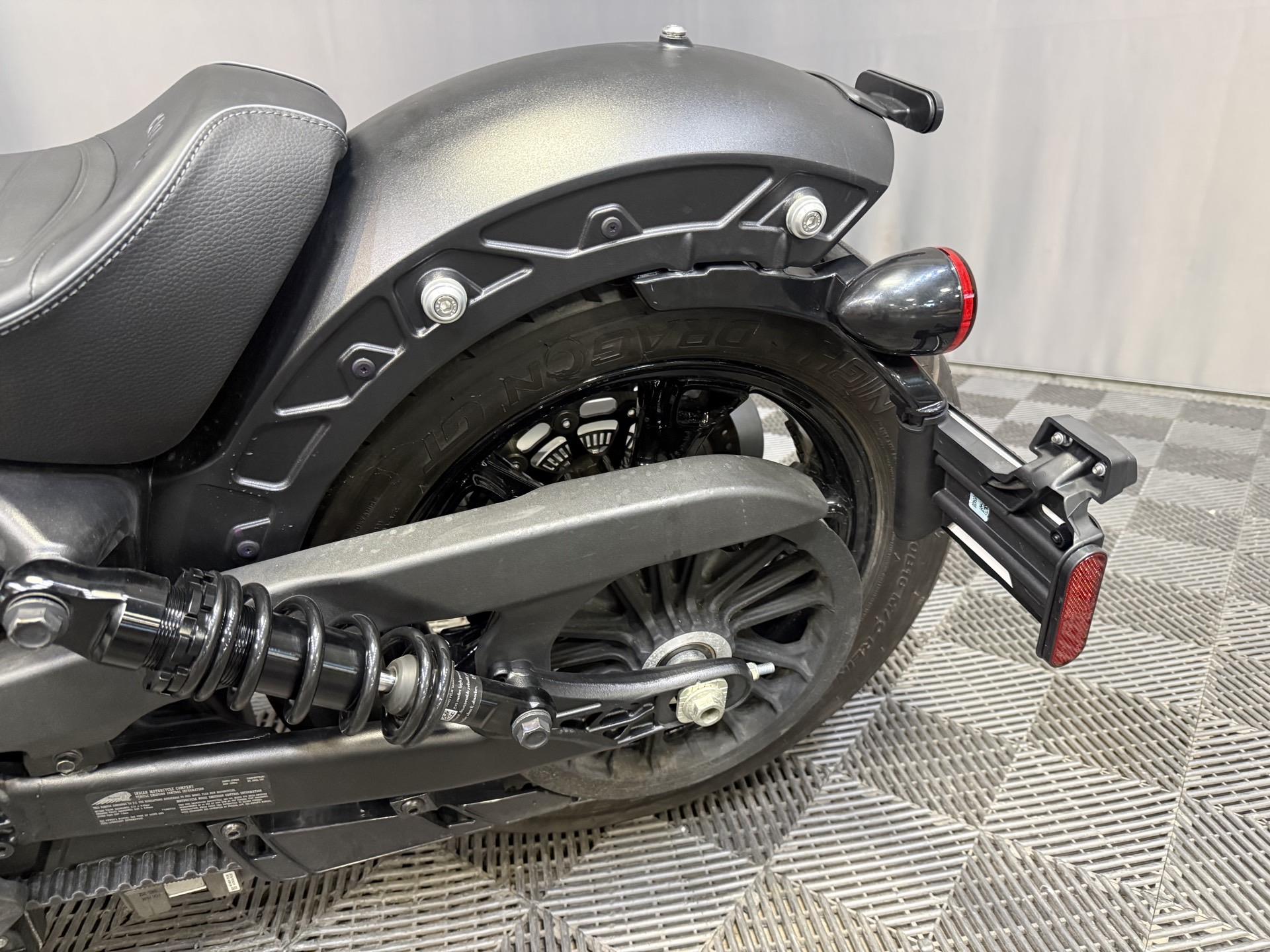 2025  Scout® Sixty Bobber 11