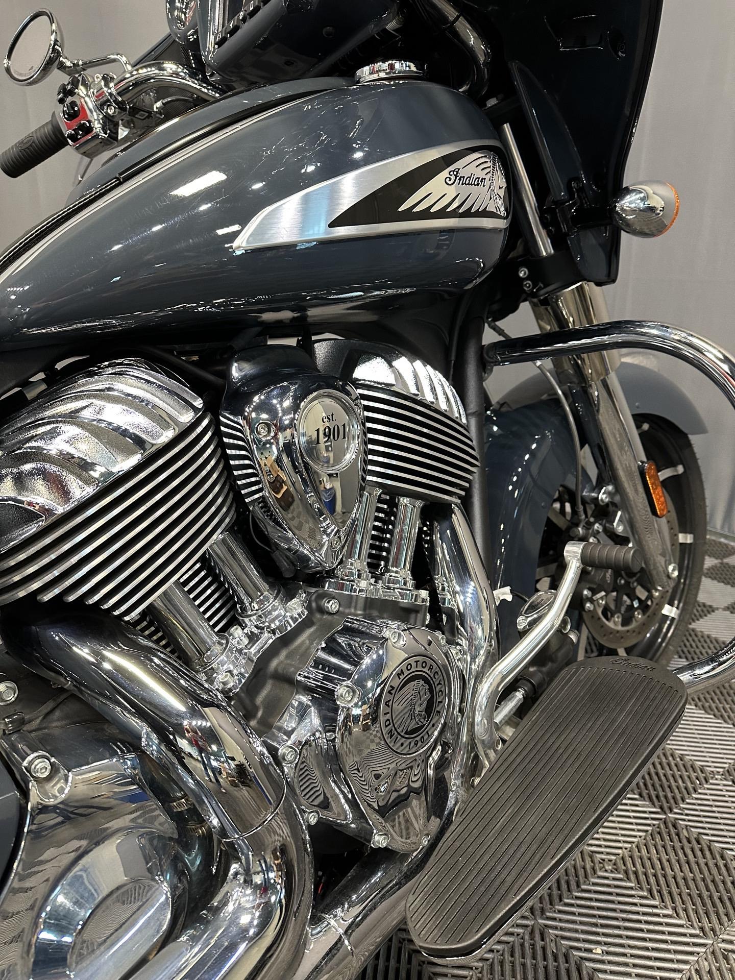 2025  Chieftain® Limited 9