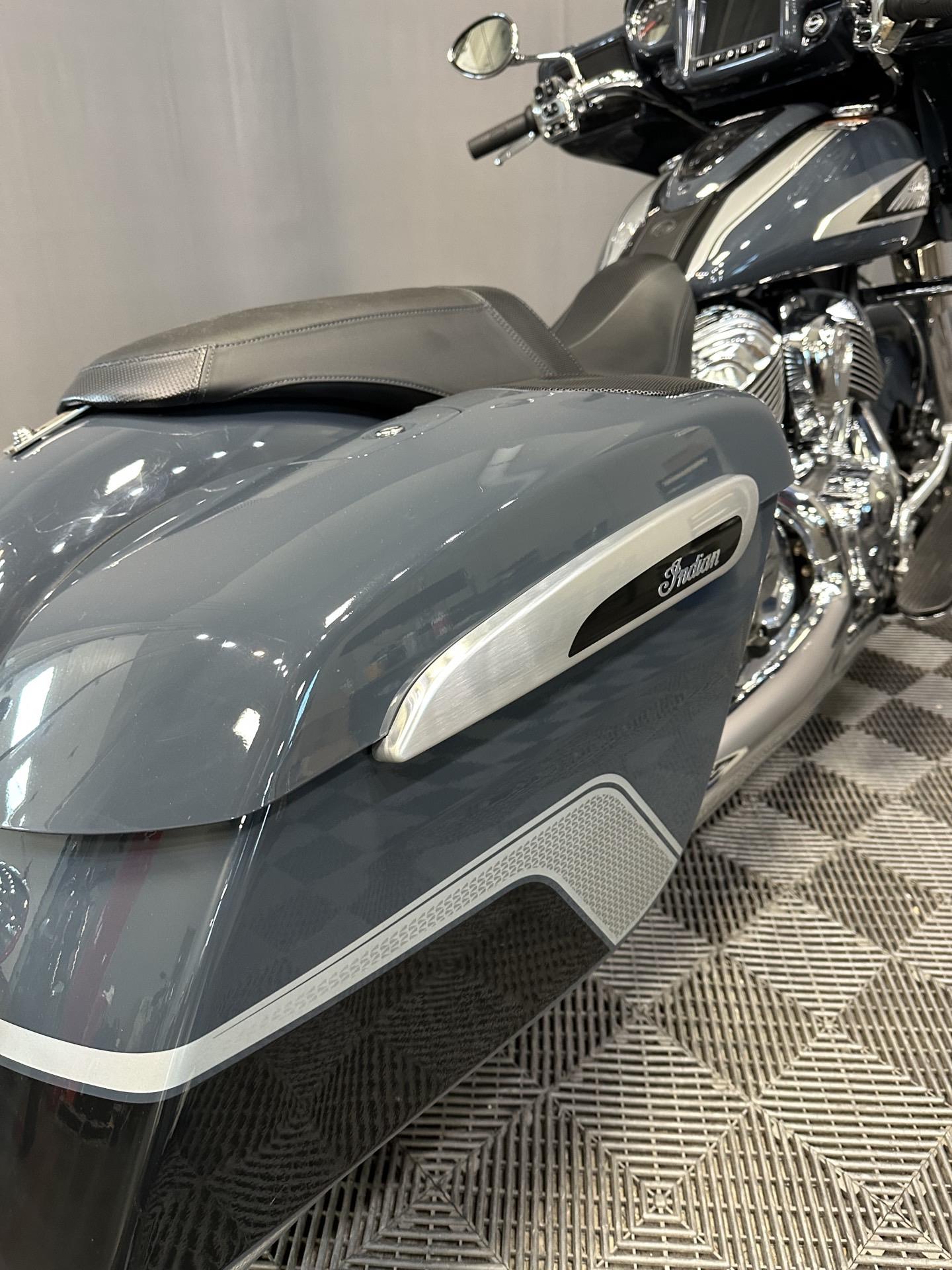2025  Chieftain® Limited 10