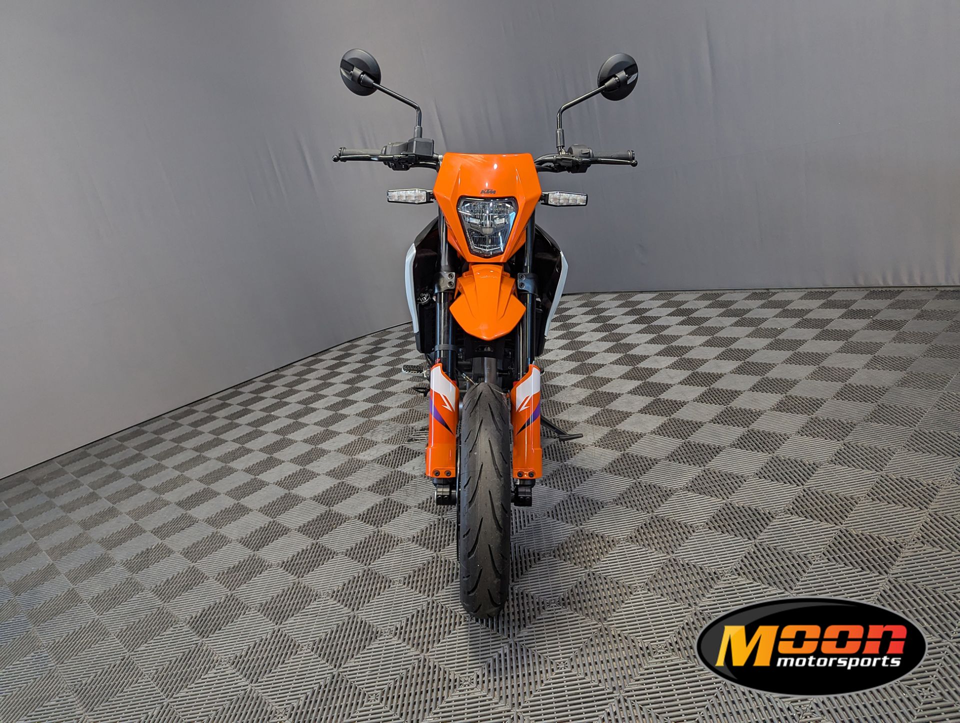 New 2025 KTM 390 SMC R, Monticello MN | Specs, Price, Photos