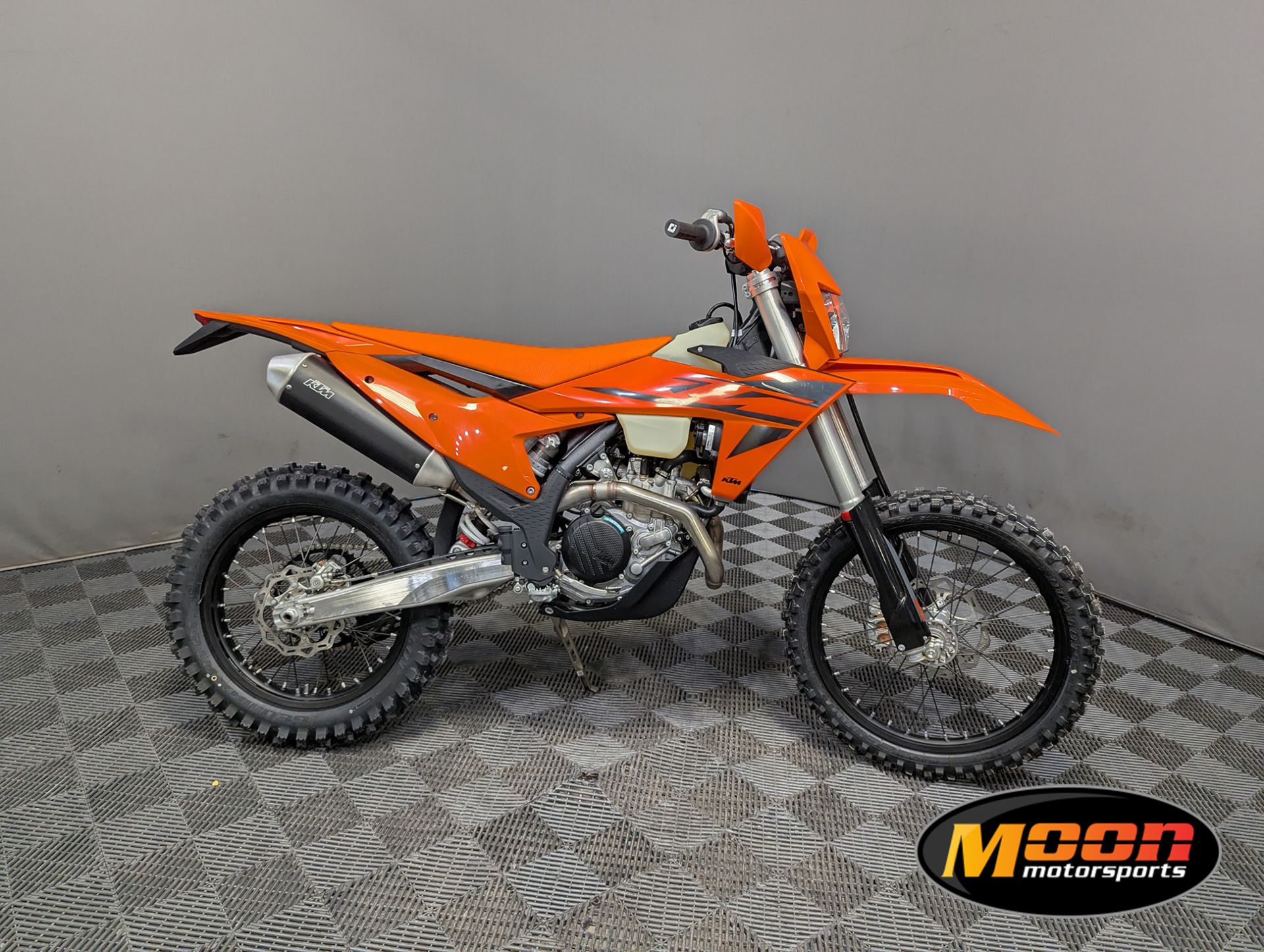 New 2025 KTM 450 XCF-W, Monticello MN | Specs, Price, Photos