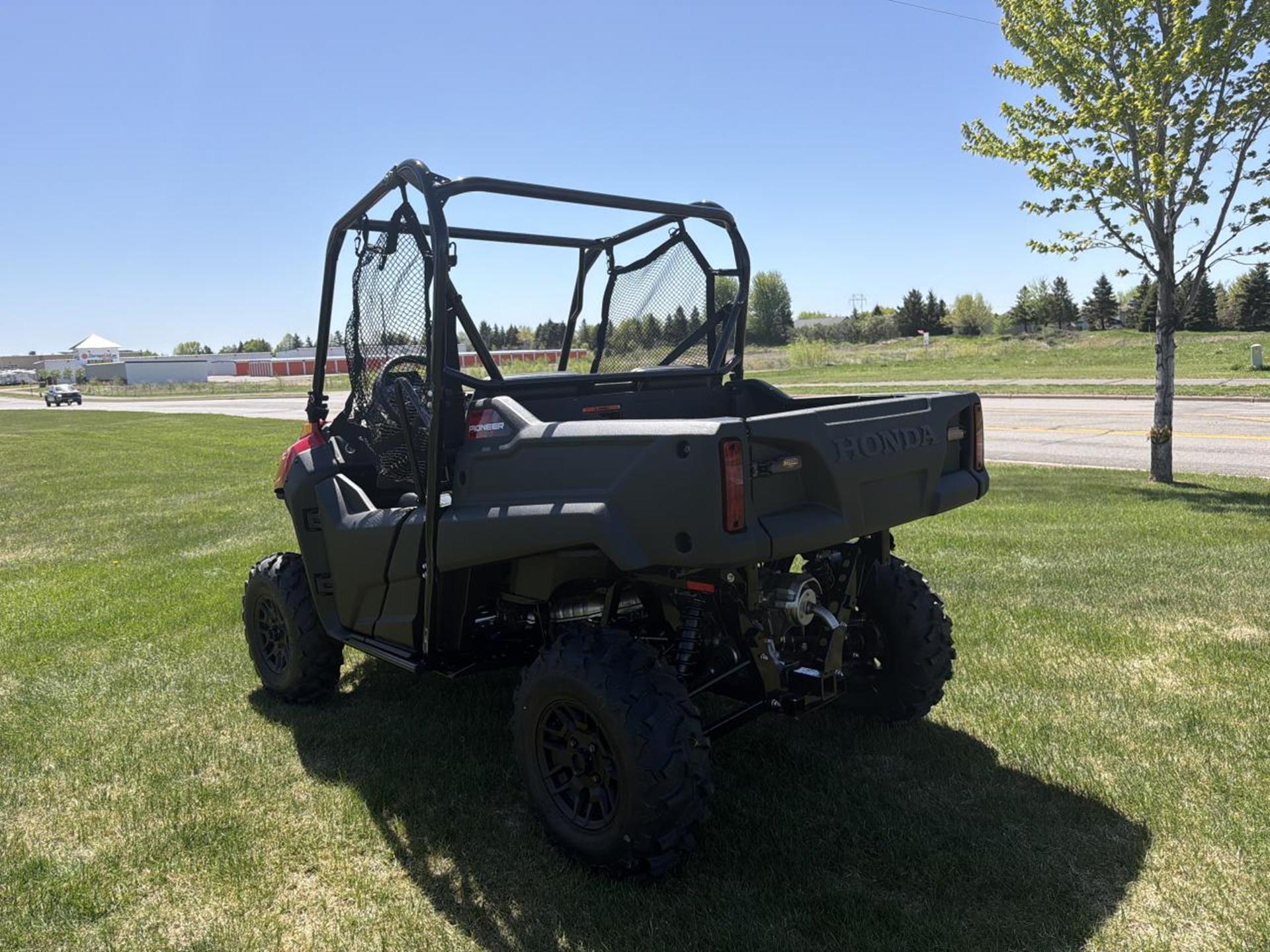 2026 Honda Pioneer 700 Deluxe 6