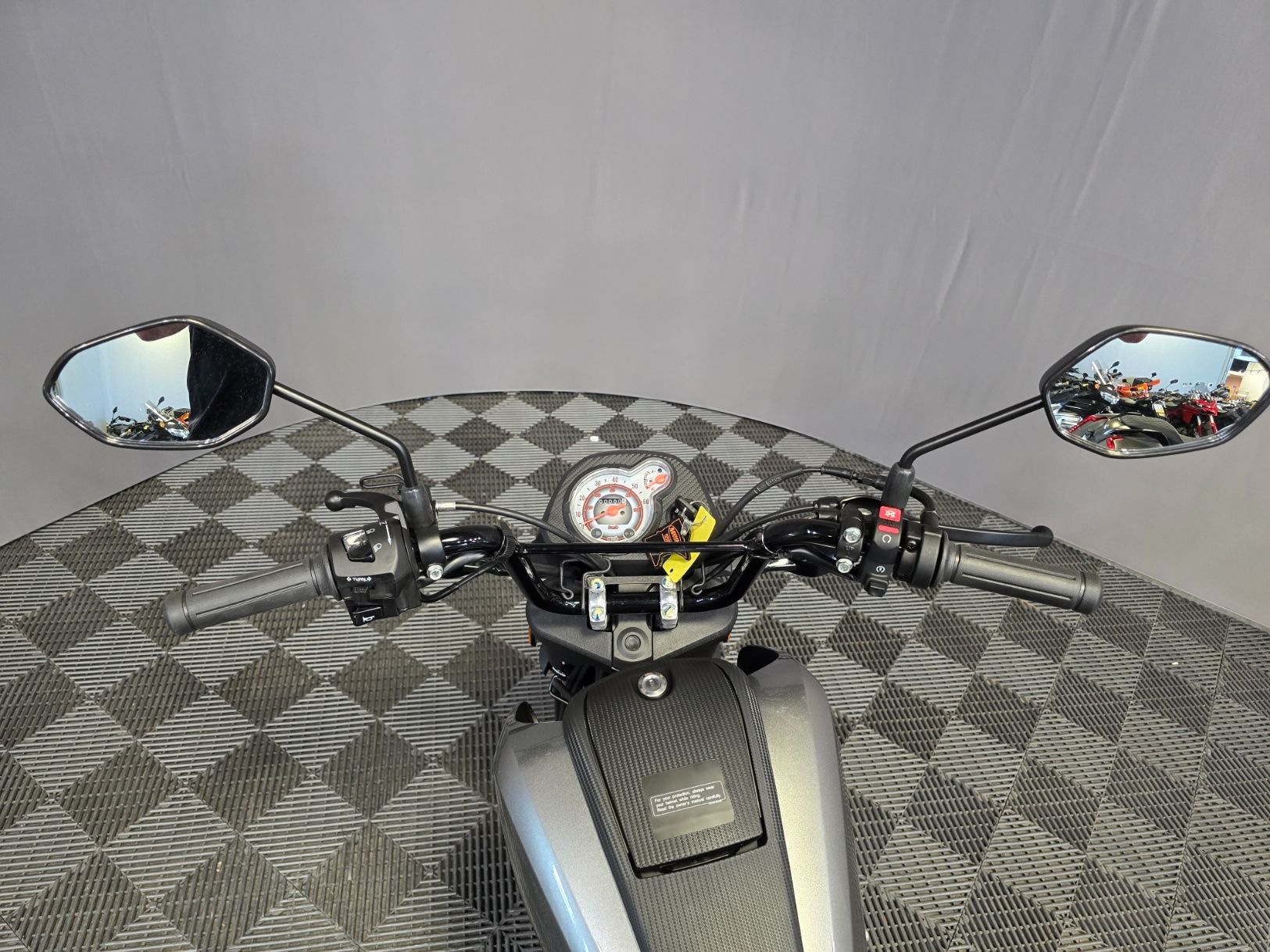 2025 Honda Navi 11