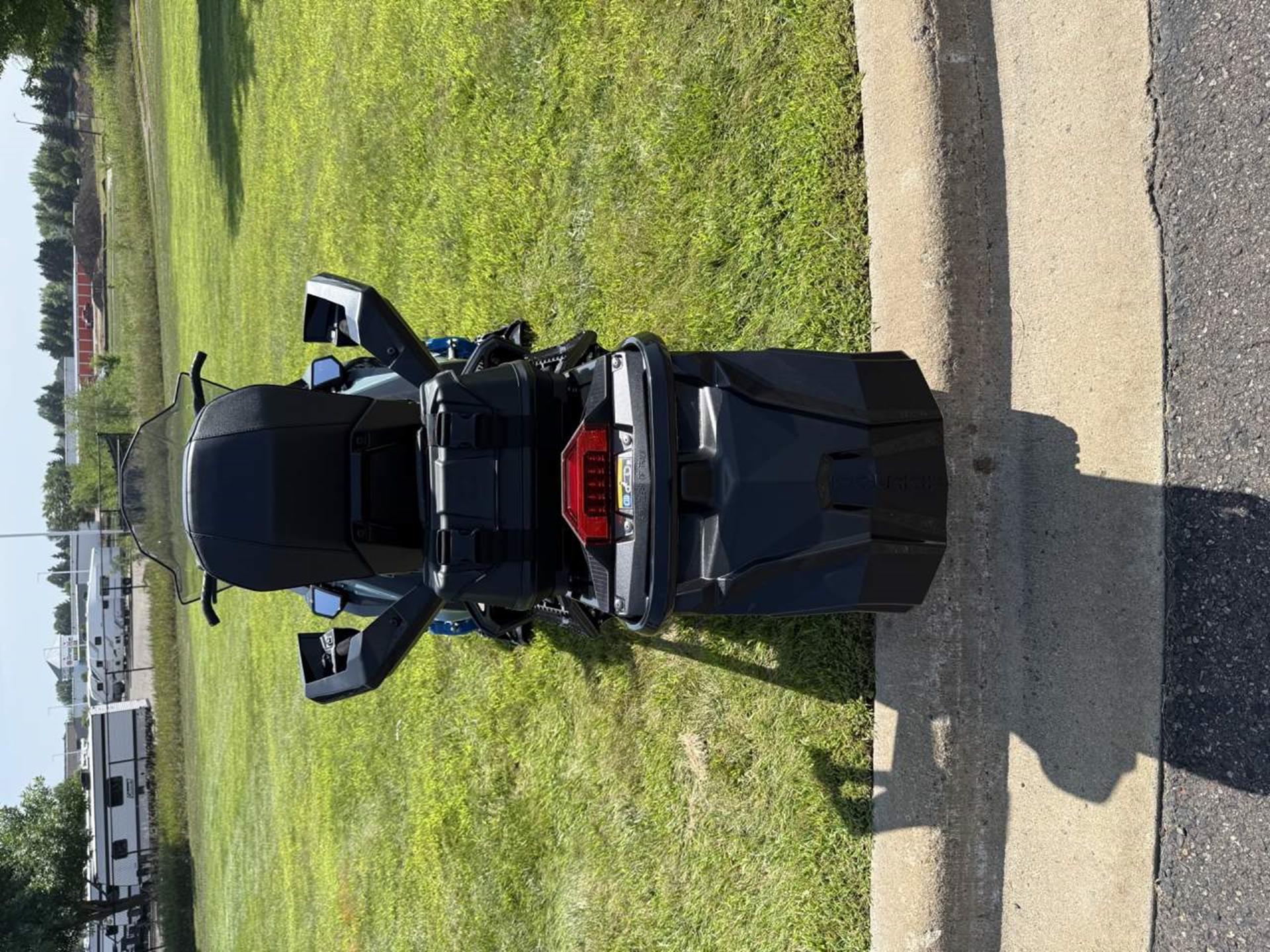 2026 Polaris 650 INDY Adventure 137 ES 5