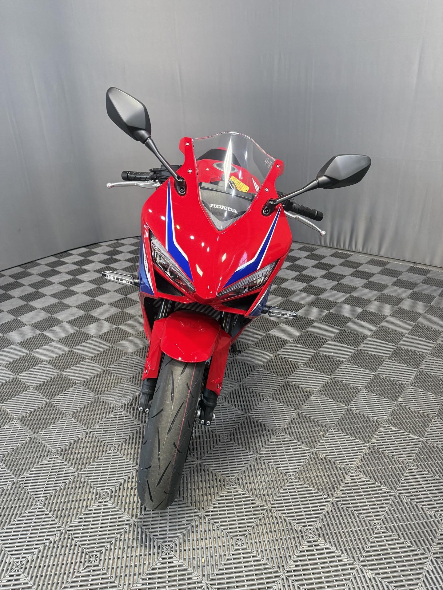 2026 Honda CBR650R E-Clutch 4