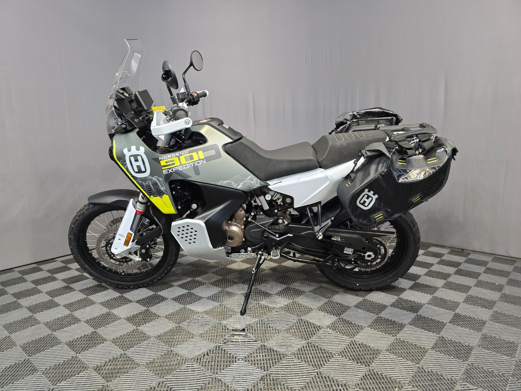 まりも 25- Ninja1100SX SE Slip-On Exhaust [MXR] – モリワキエンジニアリング