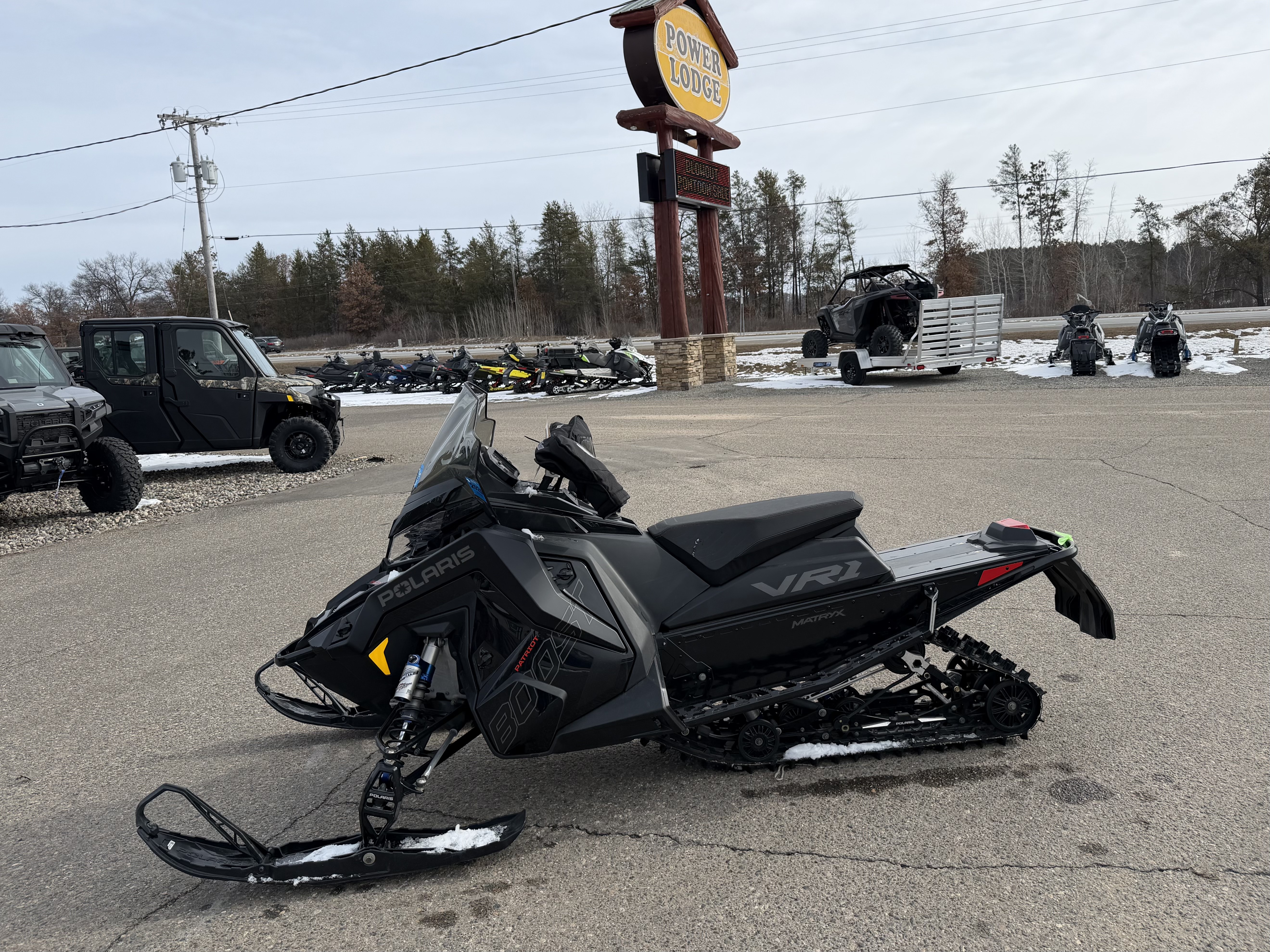 2023 Polaris Patriot Boost Indy VR1 129 SC