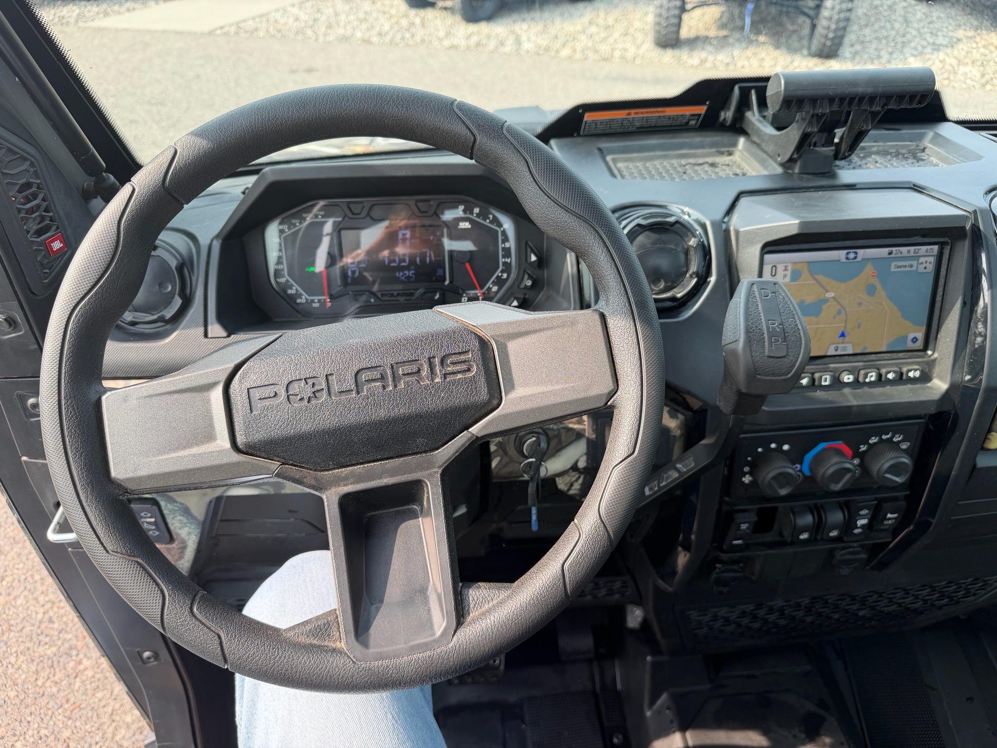 2024 Polaris Ranger photo 3