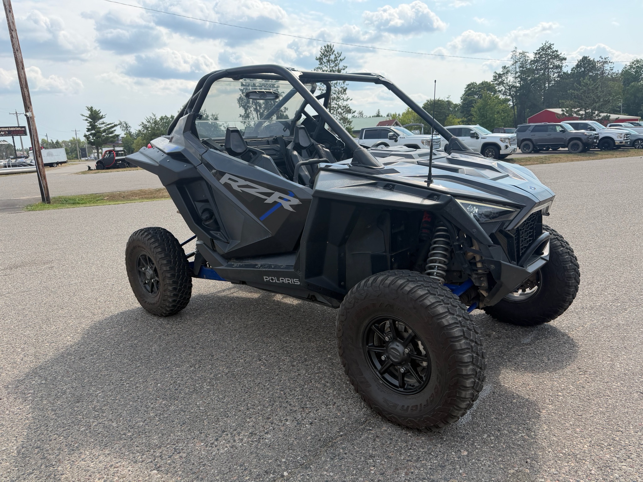 2022 Polaris RZR photo 4
