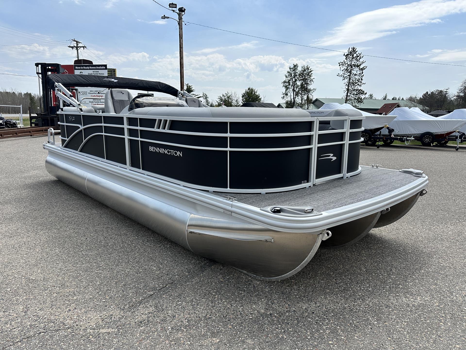 2025 Bennington 22 SXSR