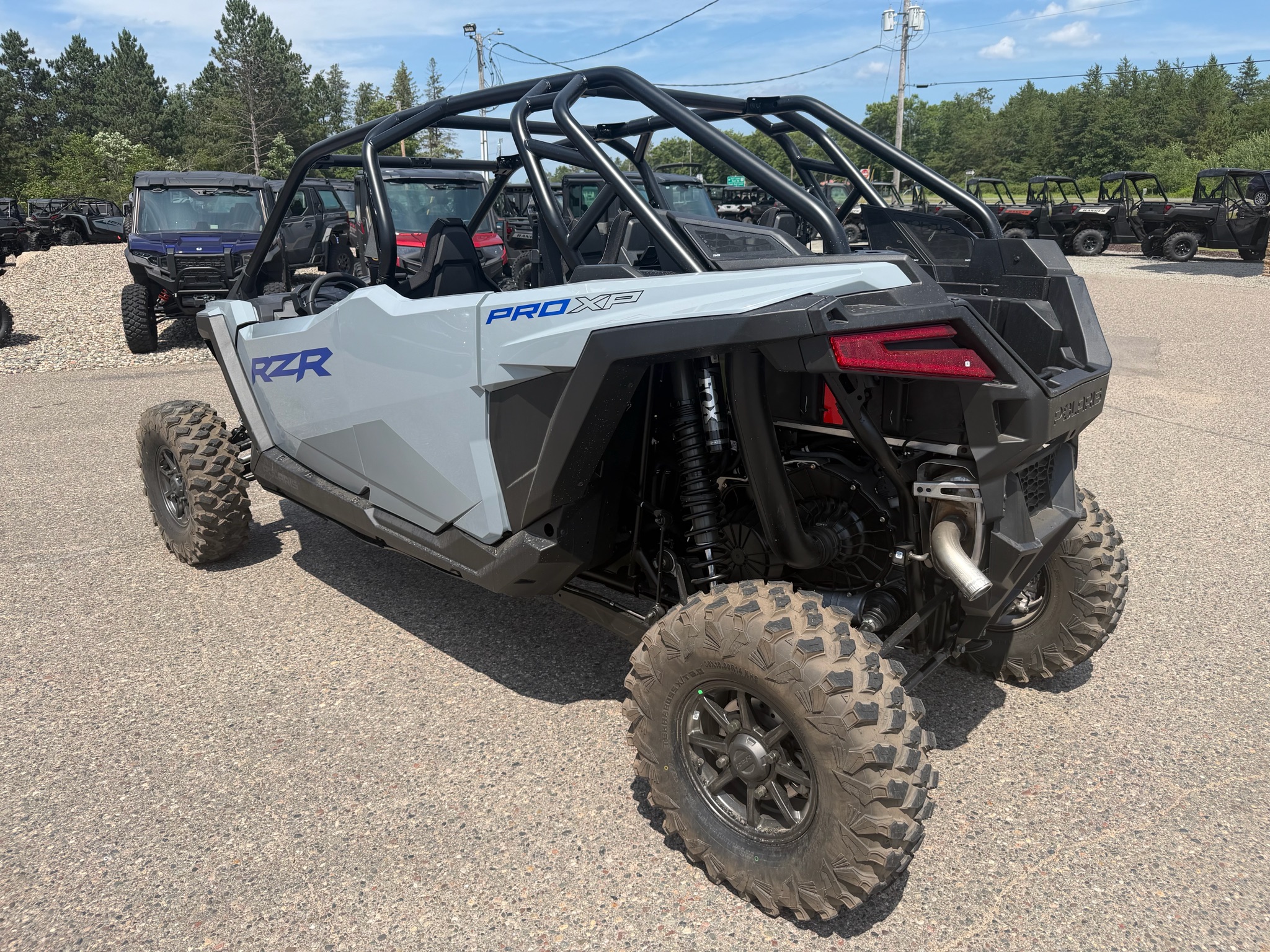 2026 Polaris RZR photo 7