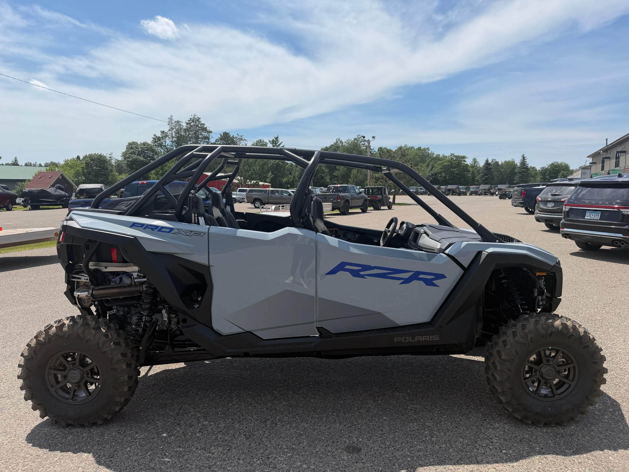 2026 Polaris RZR photo 3