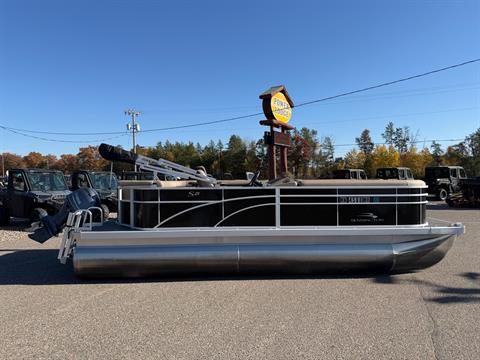 2025 Bennington 21 SL — photo 1 of 21