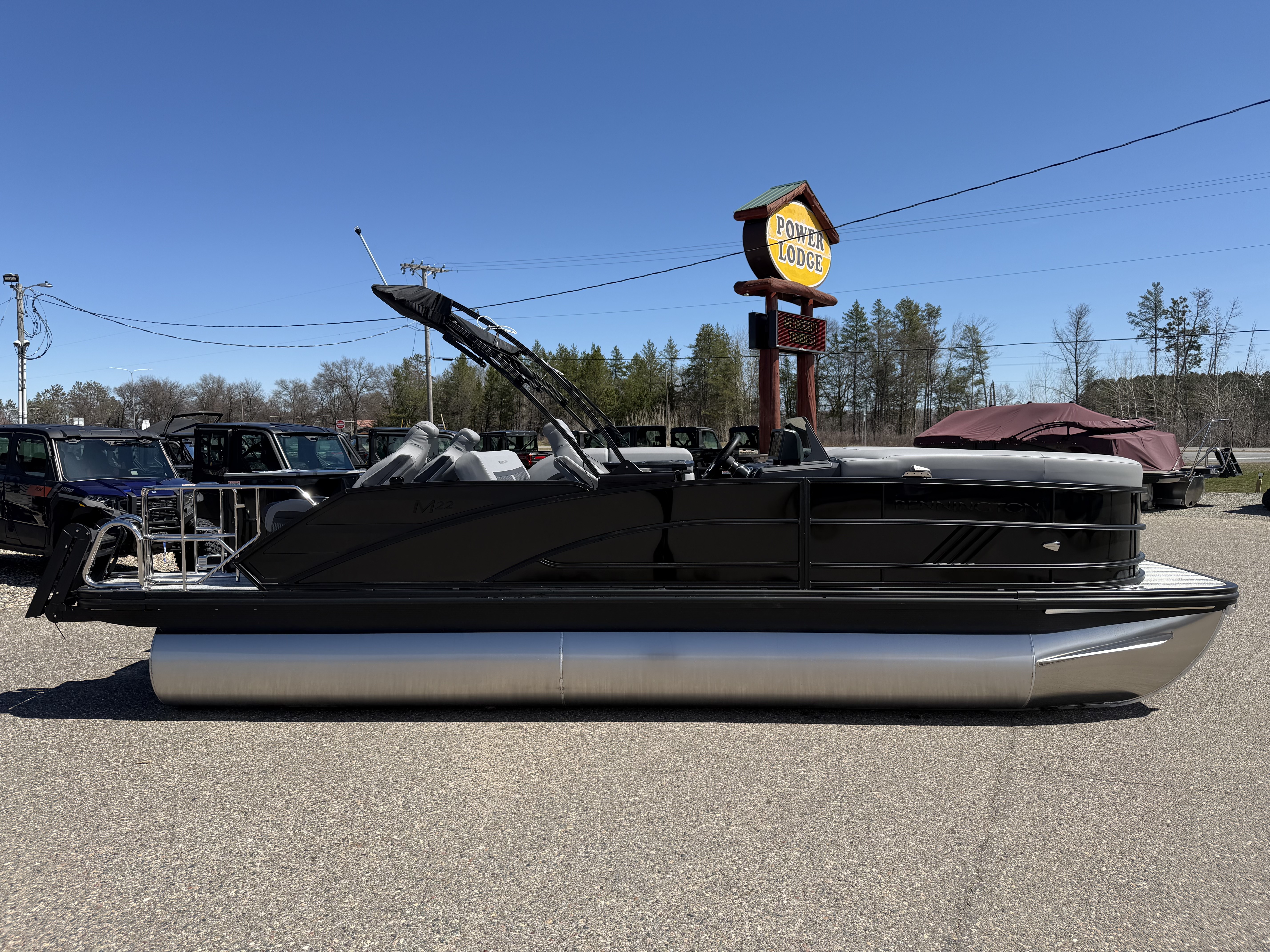 2026 Bennington 22 MFC