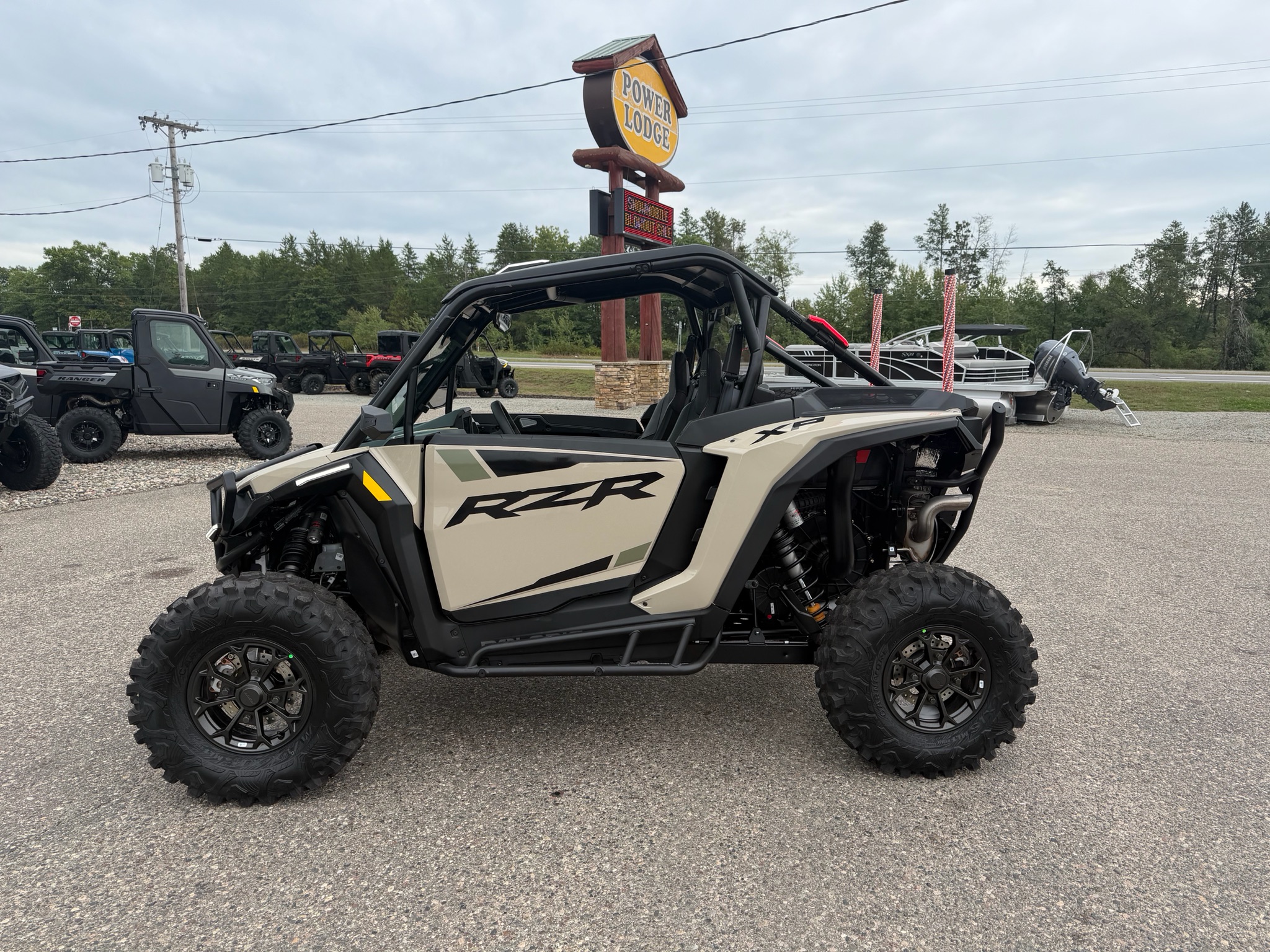 2026 Polaris RZR photo 2