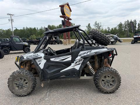 2015 Polaris RZR XP 1000 EPS — photo 1 of 13