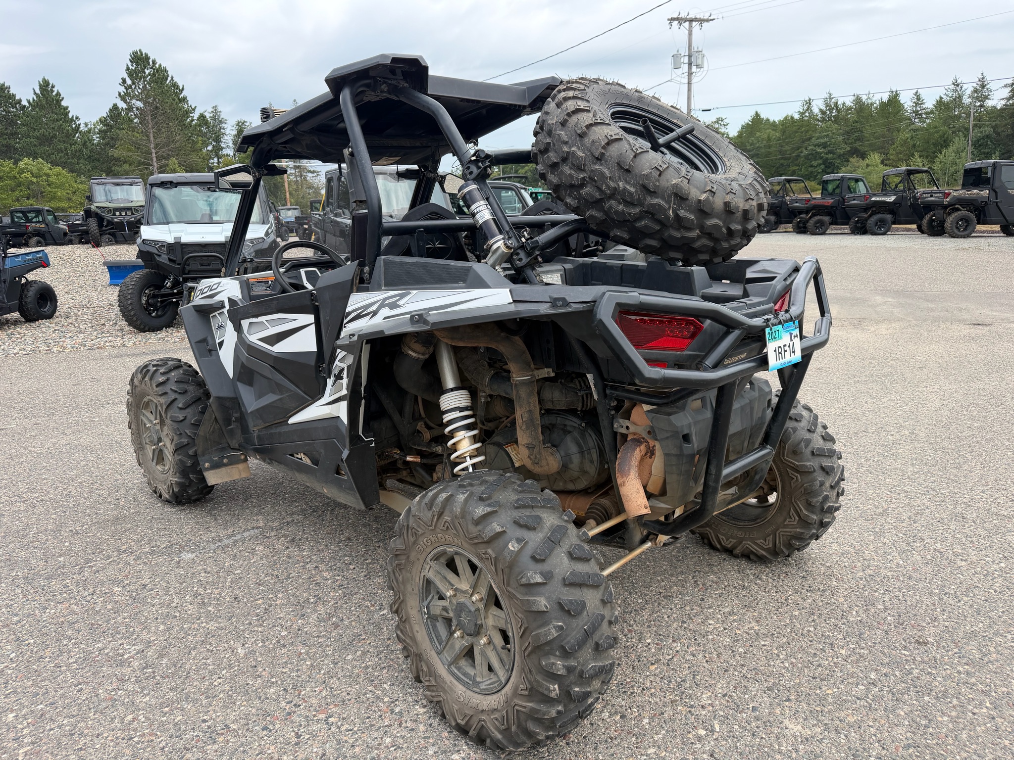 2015 Polaris photo 3