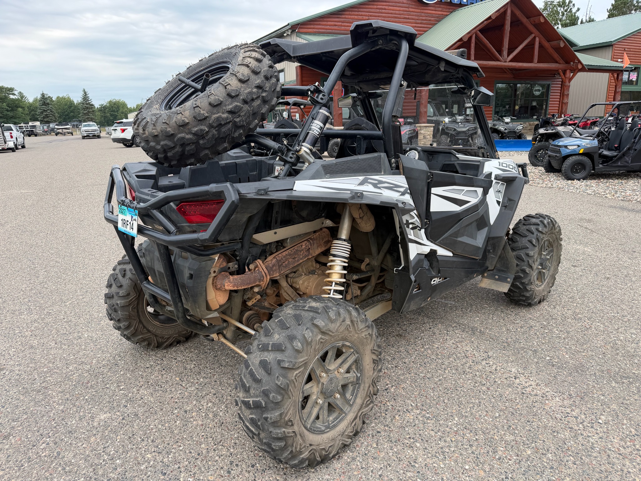 2015 Polaris photo 4