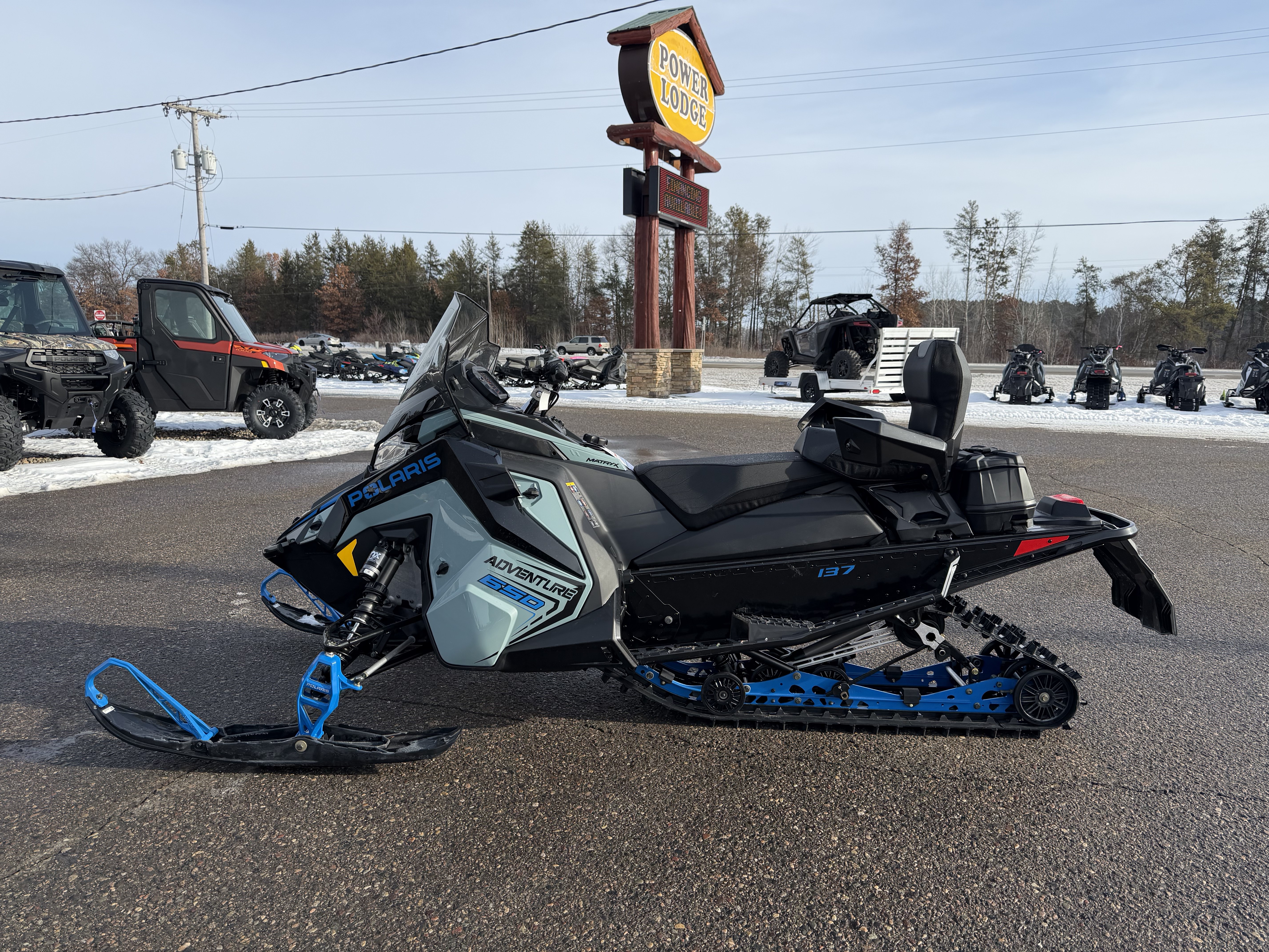 2026 Polaris 650 INDY Adventure 137 ES