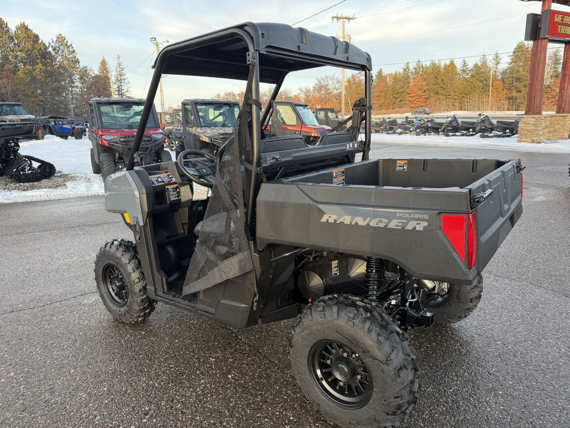 2026 Polaris Ranger photo 2