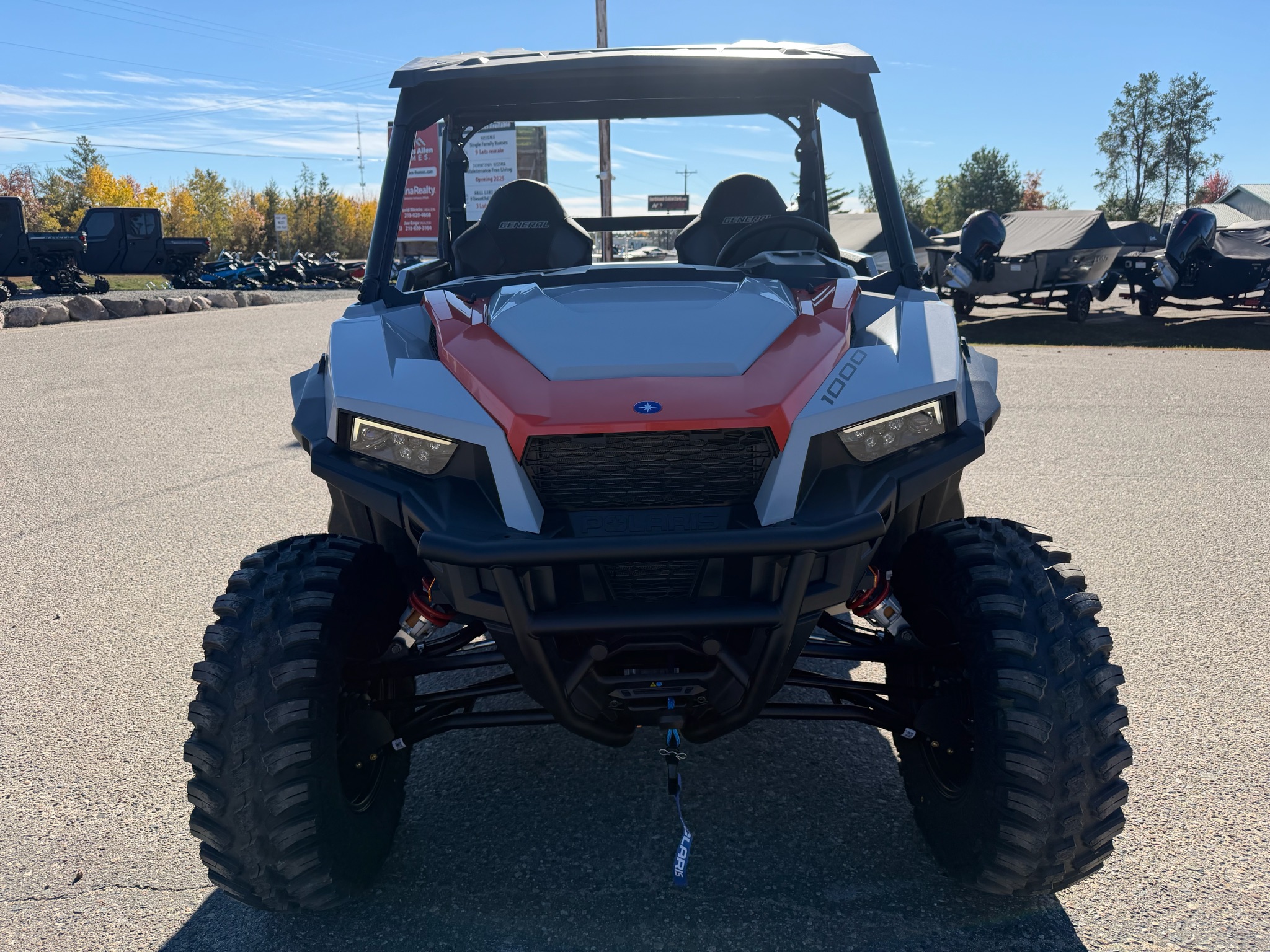 2027 Polaris General photo 6
