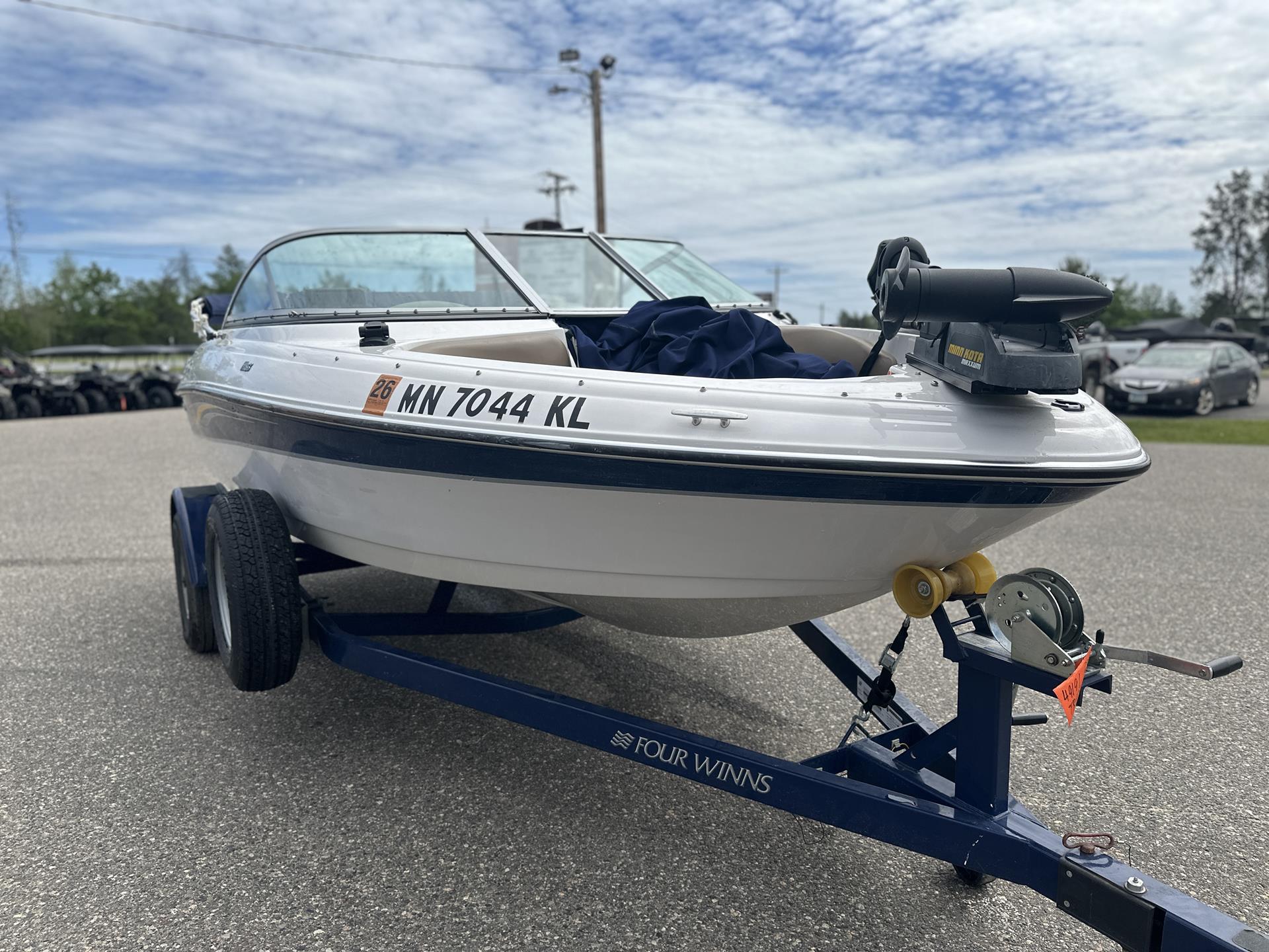 2008 Four Winns H183