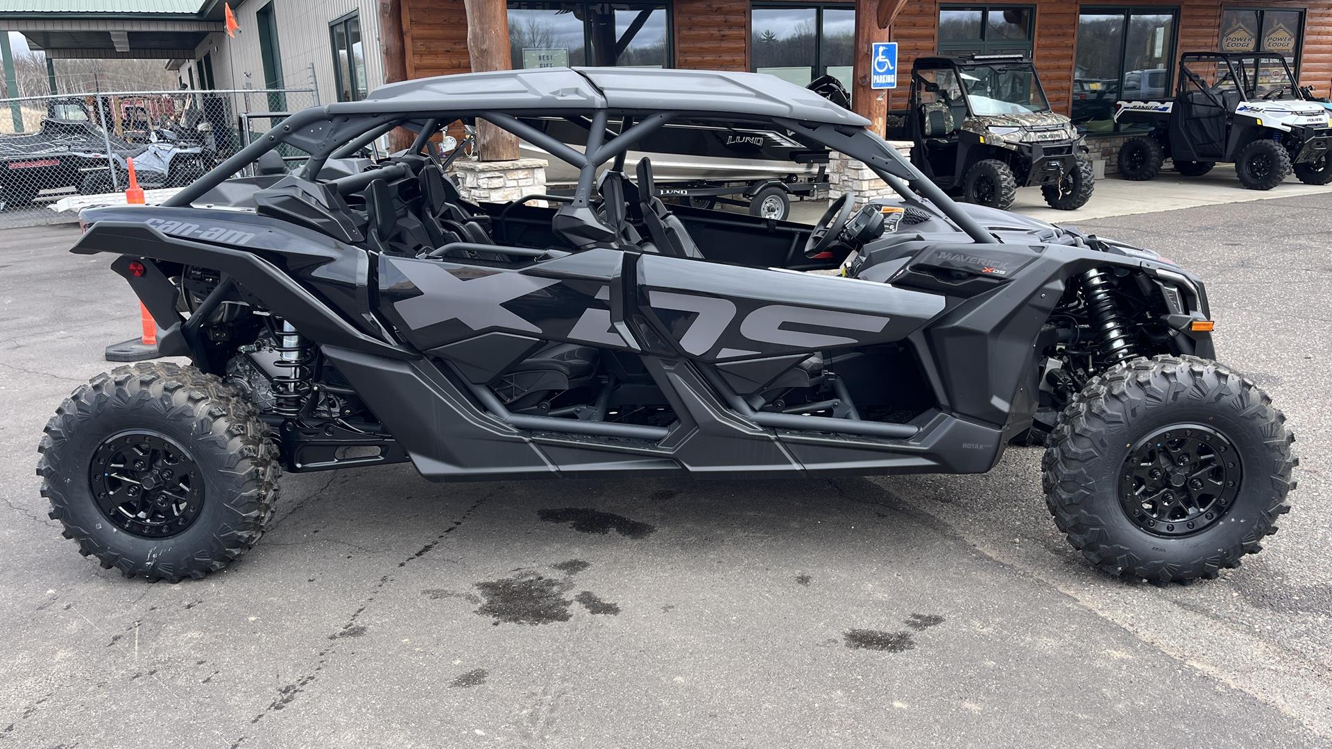 2025 Can-Am Maverick X3 MAX X DS Turbo RR with Smart-Shox in Ramsey, Minnesota - Photo 2