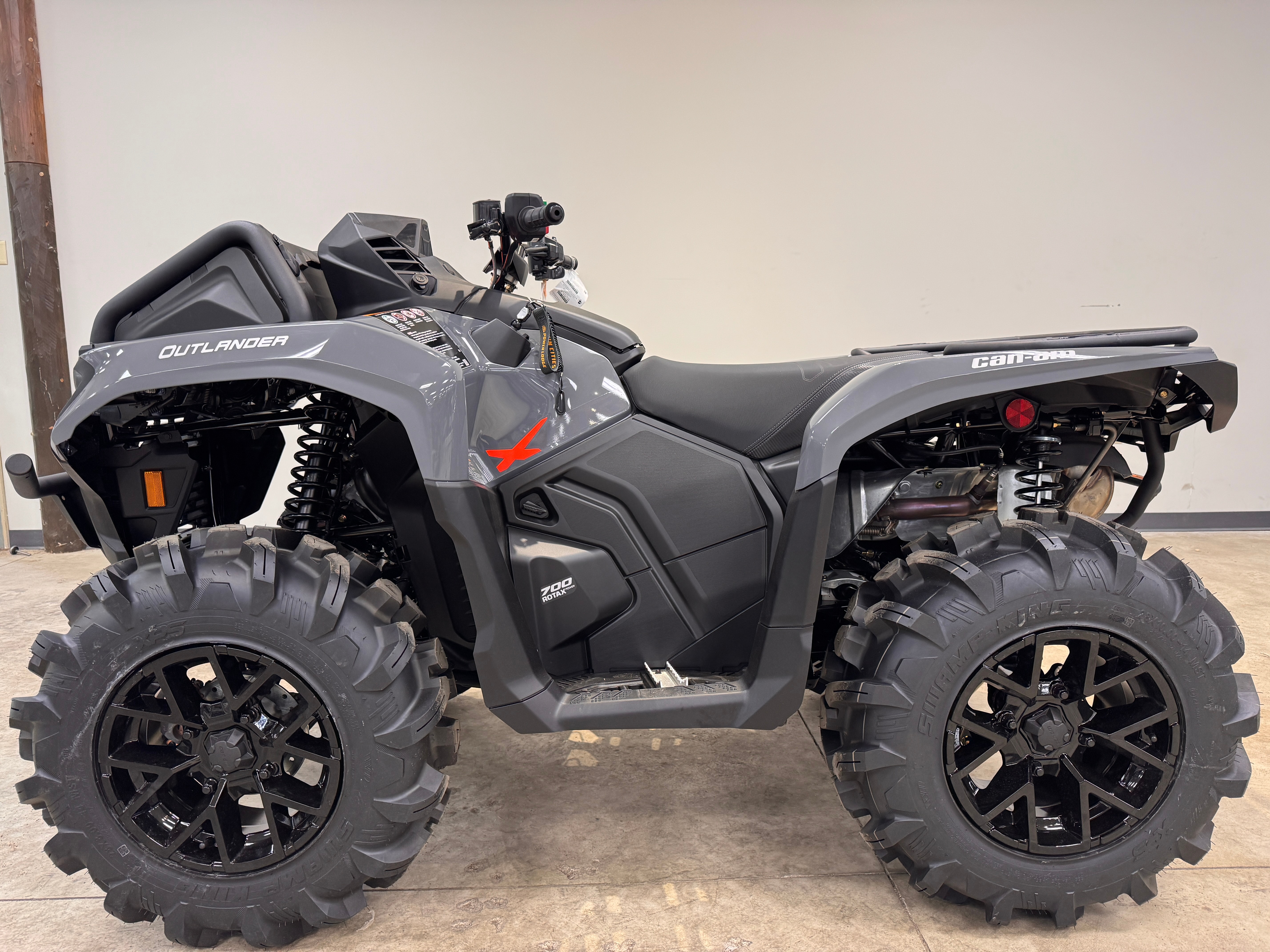 2026 Outlander X MR 700