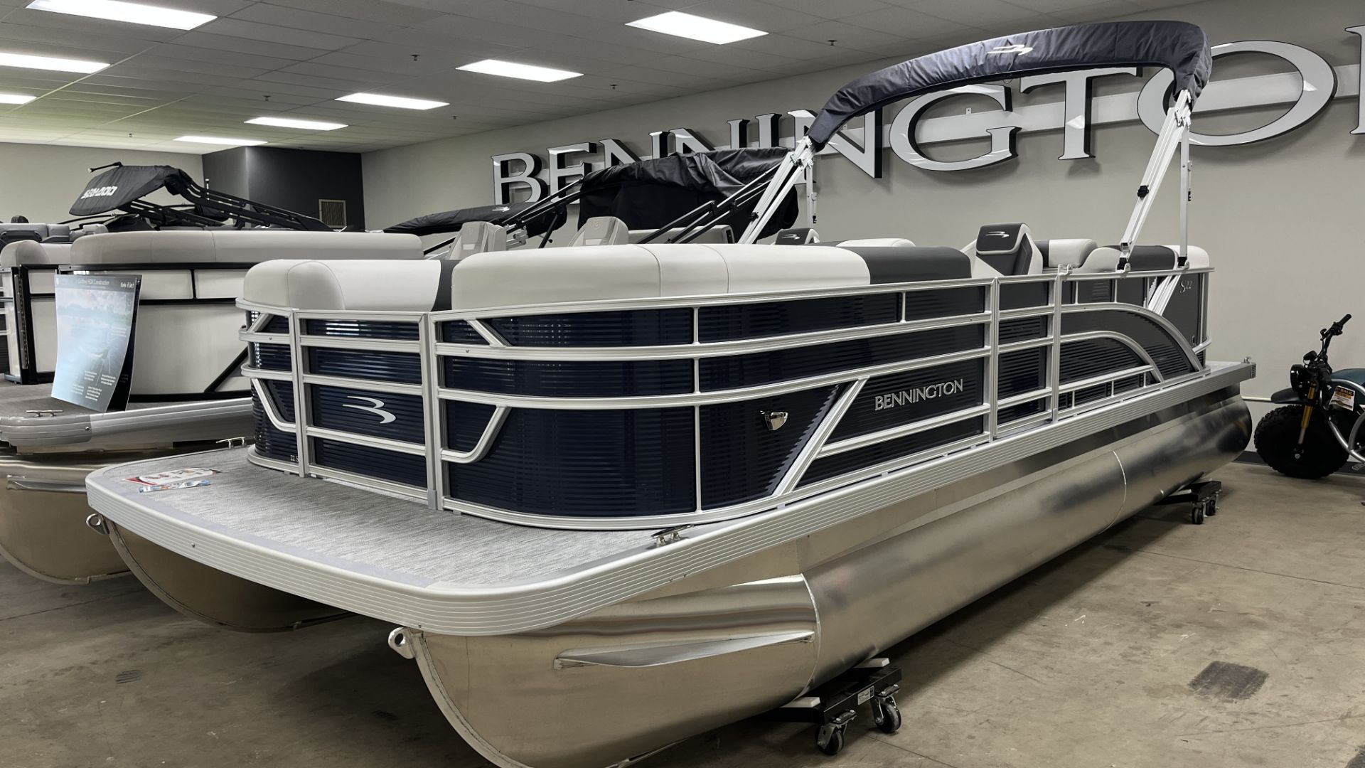 2026 Bennington 22 S STERN RADIUS in Ramsey, Minnesota - Photo 1