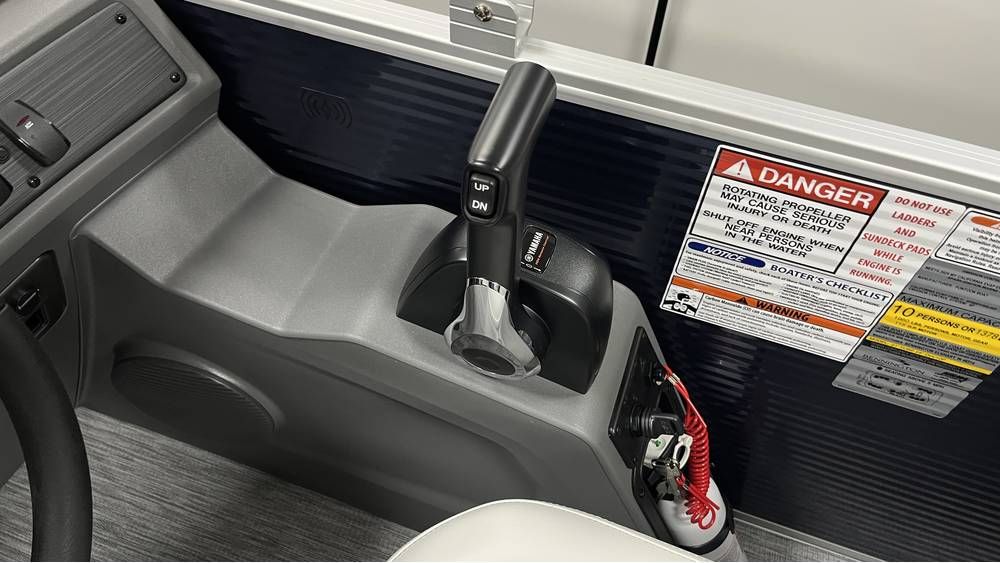 2026 Bennington 22 S STERN RADIUS in Ramsey, Minnesota - Photo 12