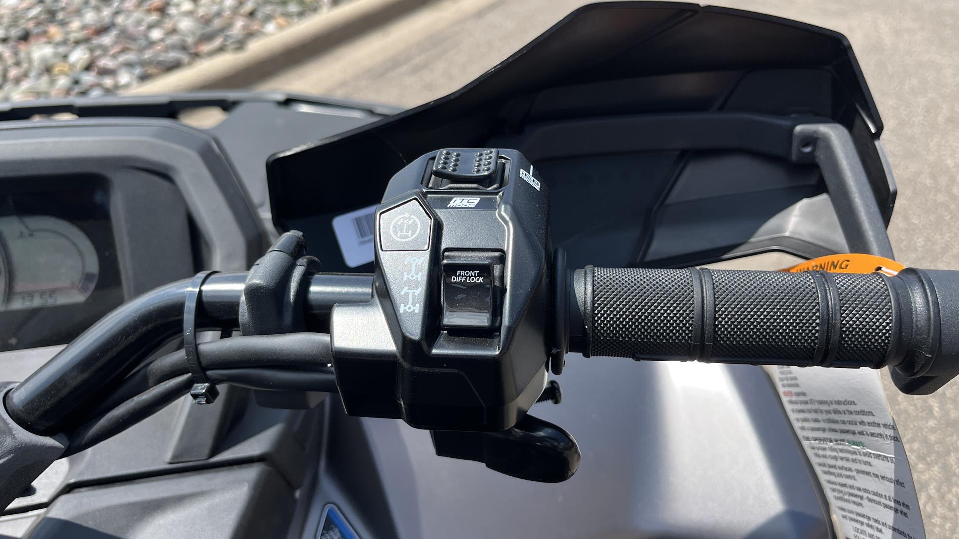 2025 Can-Am Outlander MAX XT 1000R in Ramsey, Minnesota - Photo 13