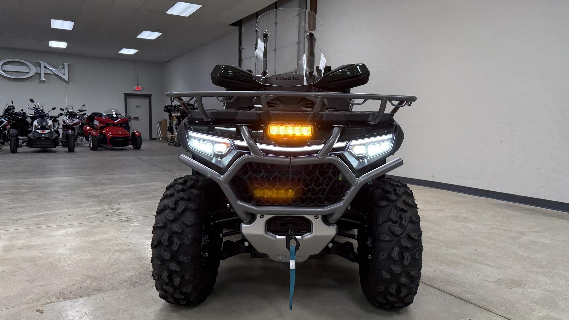 2025 CFMOTO CForce 1000 Overland in Ramsey, Minnesota - Photo 9