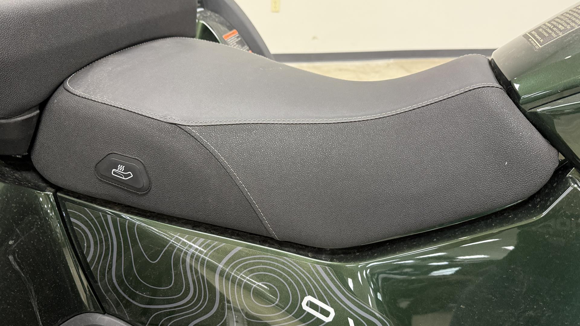 2025 CFMOTO CForce 1000 Overland in Ramsey, Minnesota - Photo 13