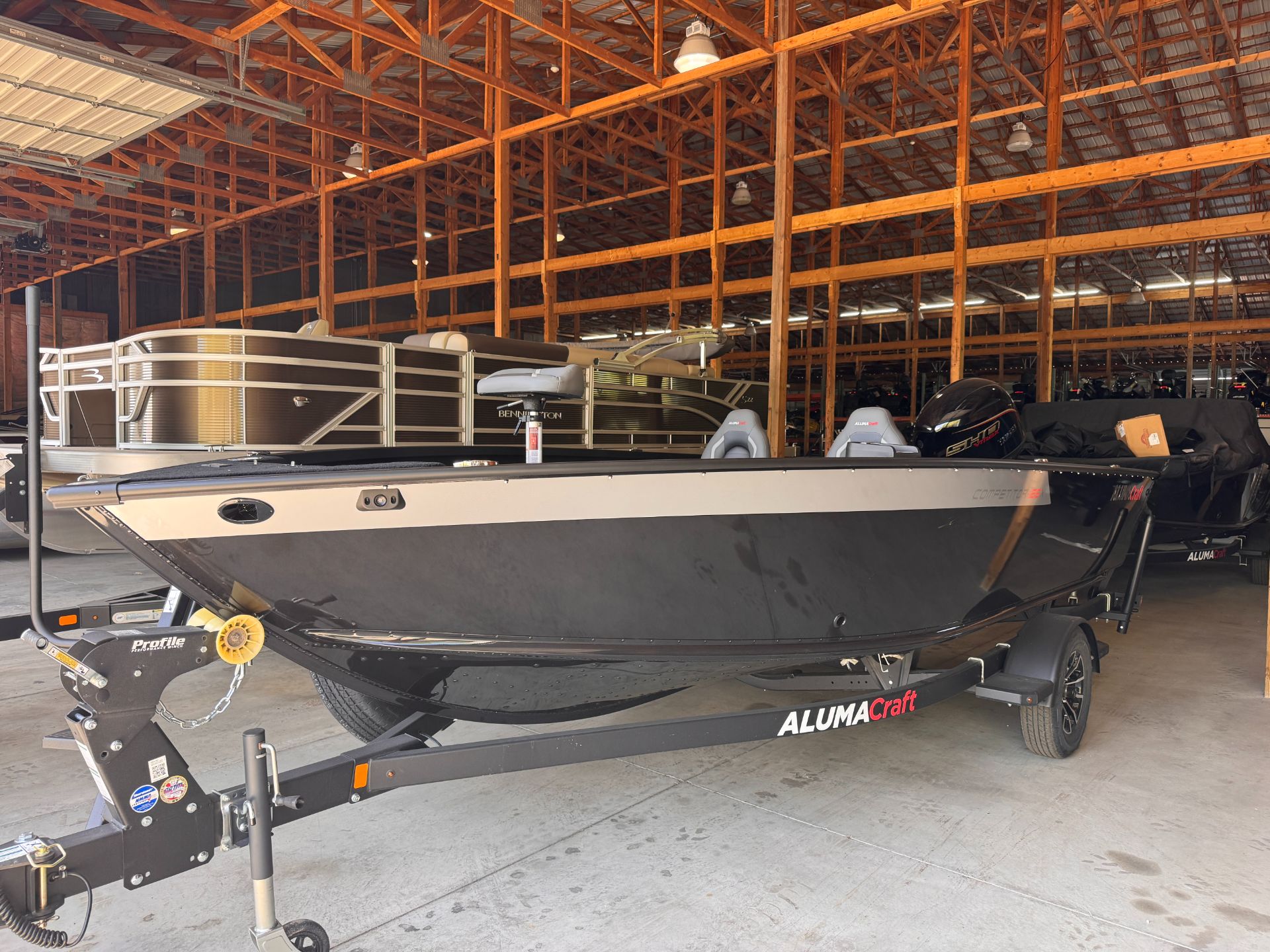 2026 Alumacraft COMPETITOR