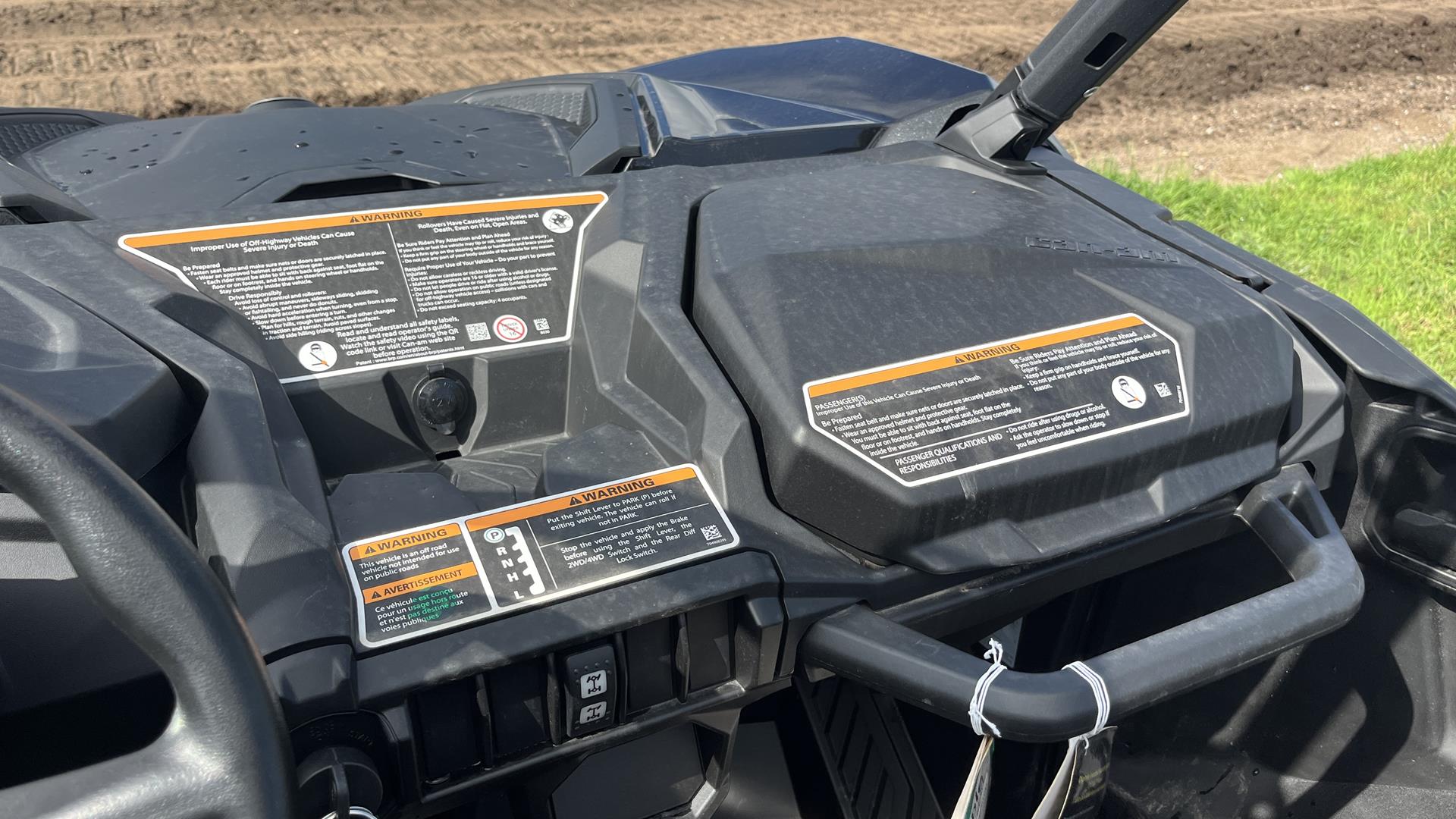 2025 Can-Am Maverick Sport Max DPS in Ramsey, Minnesota - Photo 16