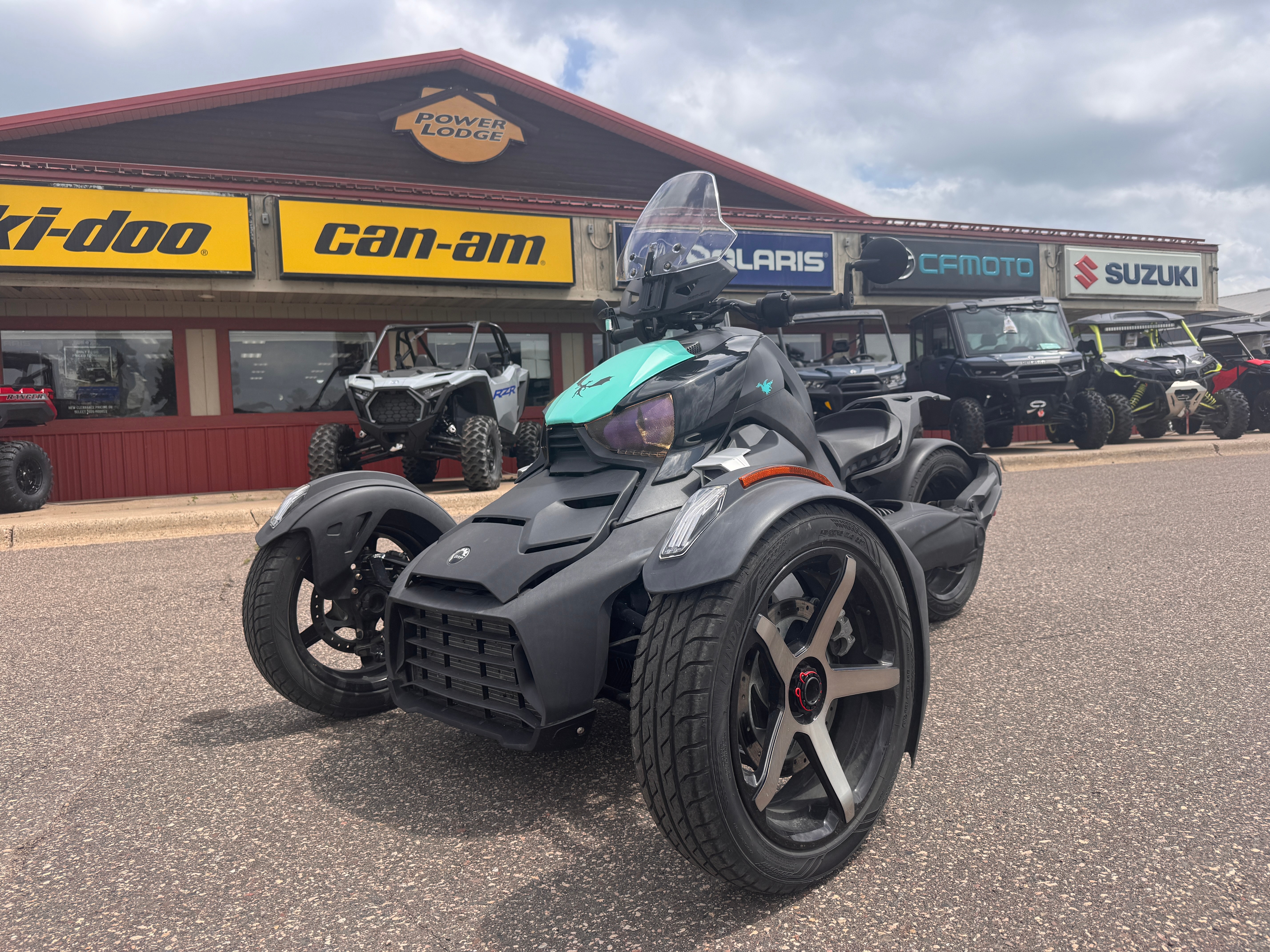 2023 Ryker Sport