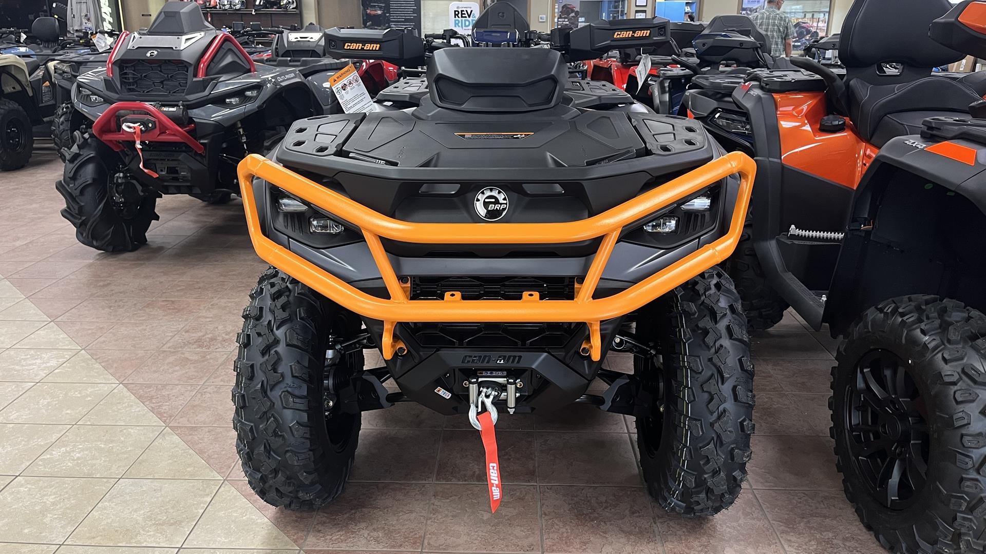 2025 Can-Am Outlander XT-P 1000R in Ramsey, Minnesota - Photo 3