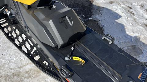 2026 Ski-Doo MXZ Adrenaline 137 600R E-TEC ES Ripsaw 1.25 in Ramsey, Minnesota - Photo 8