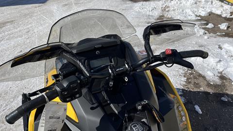 2026 Ski-Doo MXZ Adrenaline 137 600R E-TEC ES Ripsaw 1.25 in Ramsey, Minnesota - Photo 10