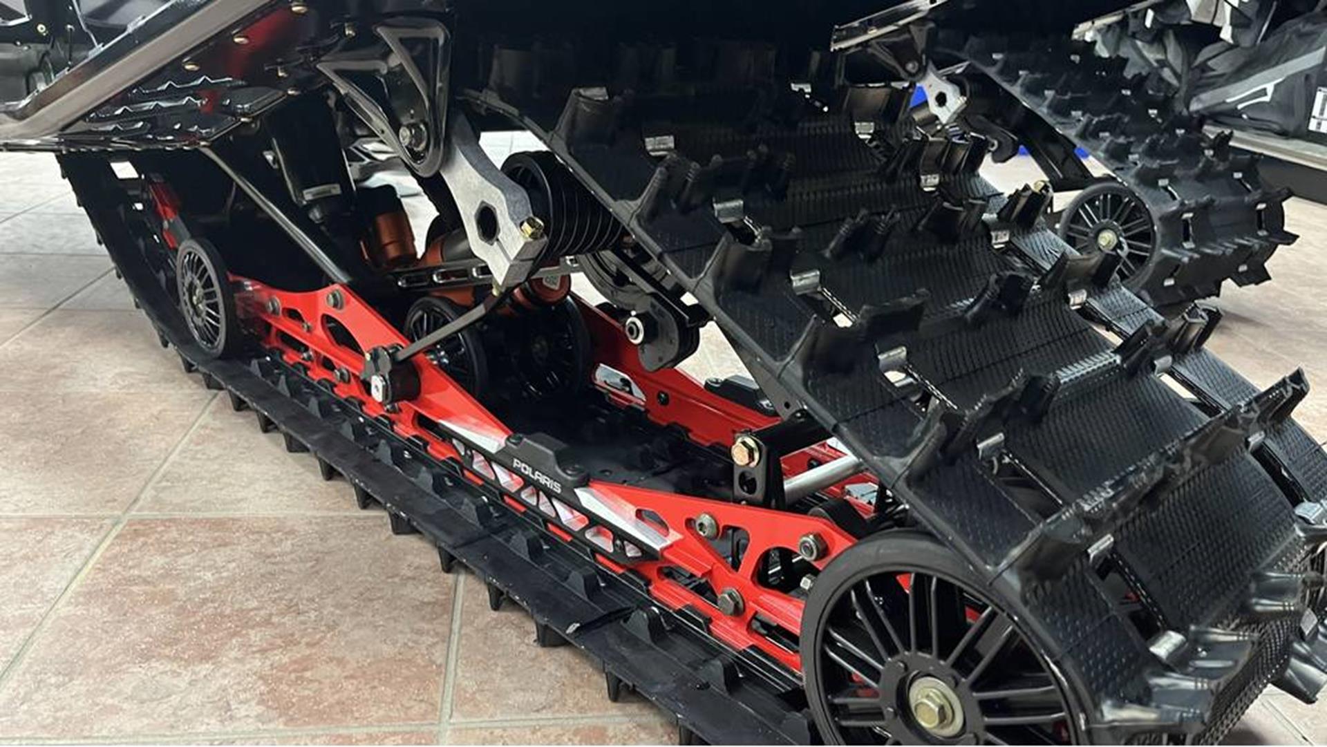 2025 Polaris Patriot Boost INDY VR1 137 Dynamix SC ES in Ramsey, Minnesota - Photo 9