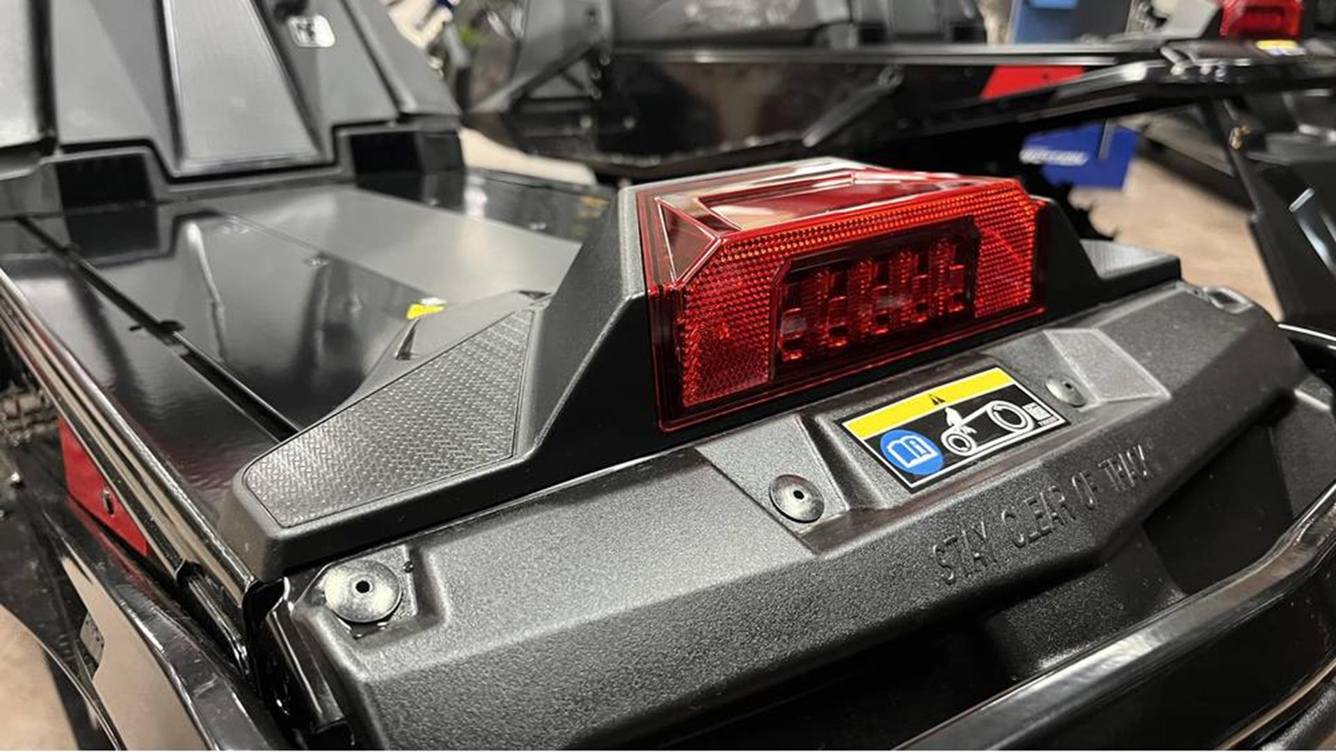 2025 Polaris Patriot Boost INDY VR1 137 Dynamix SC ES in Ramsey, Minnesota - Photo 10