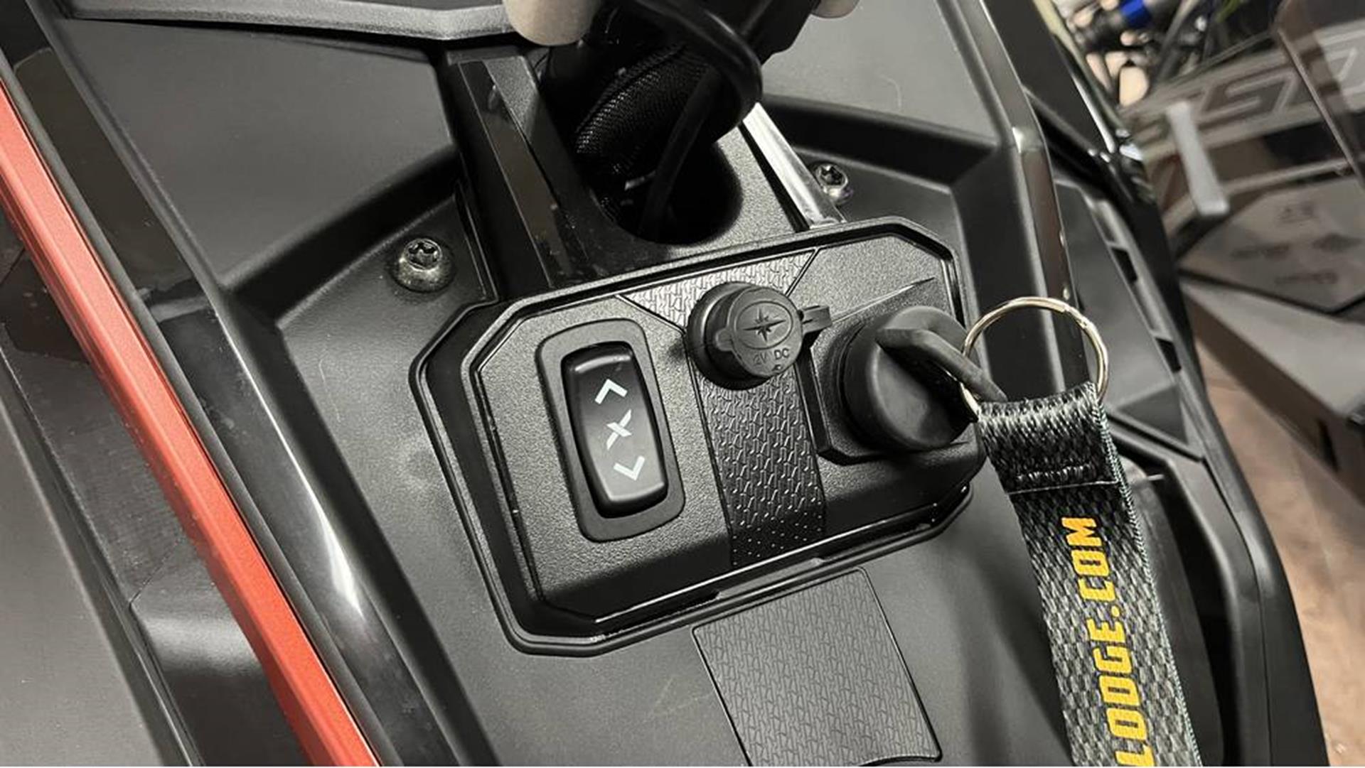 2025 Polaris Patriot Boost INDY VR1 137 Dynamix SC ES in Ramsey, Minnesota - Photo 16