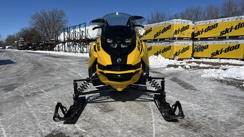 2025 Ski-Doo MXZ Adrenaline 137 850 E-TEC ES Ripsaw 1.25 in Ramsey, Minnesota - Photo 7